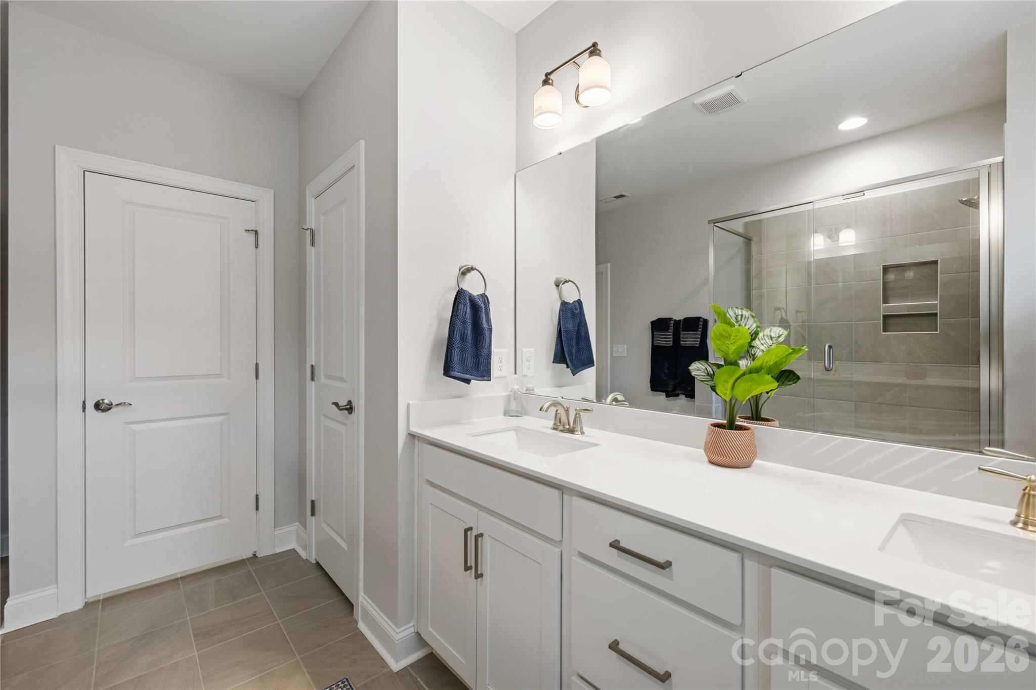 Townhouse at 10611 Audubon Ridge Drive, Cornelius, photo 21 of 32