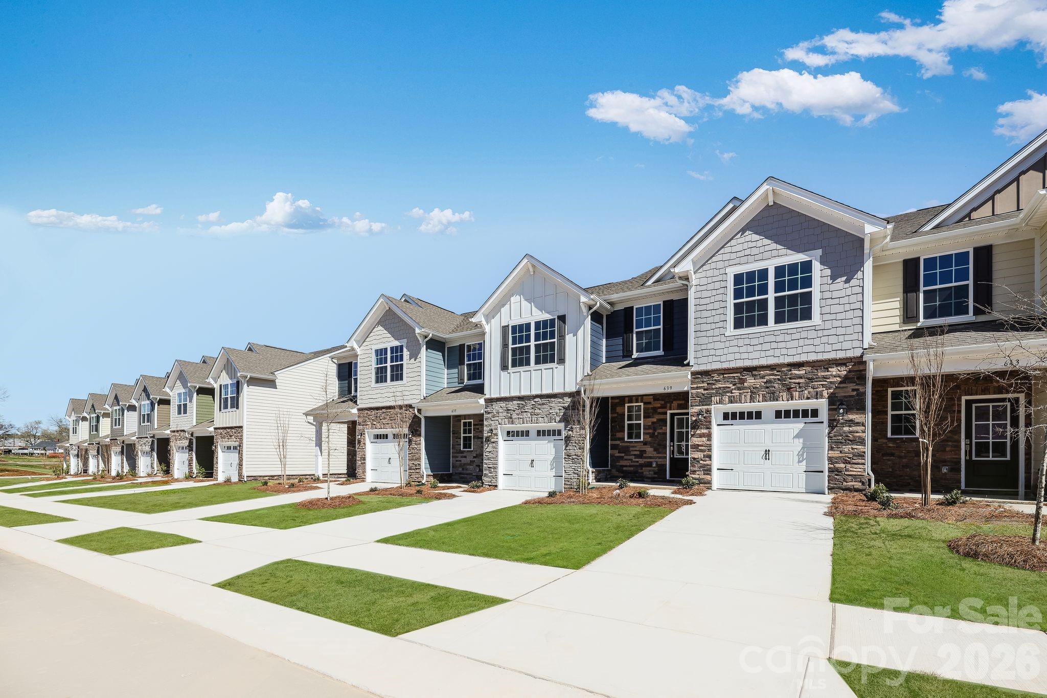 703 Sparano Loop