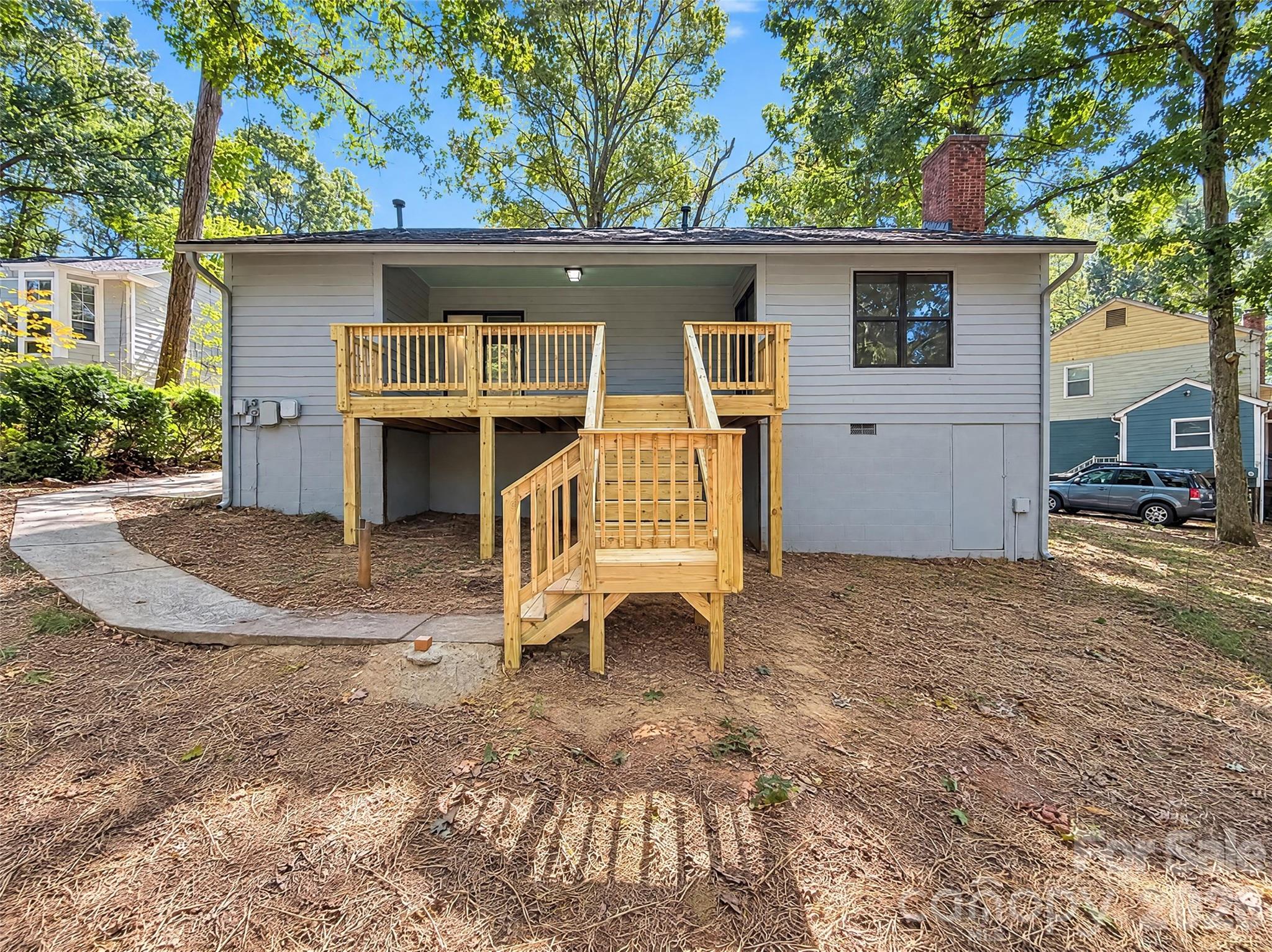Single Family Residence at 10005 Santa Fe Lane, Mint Hill, photo 5 of 21