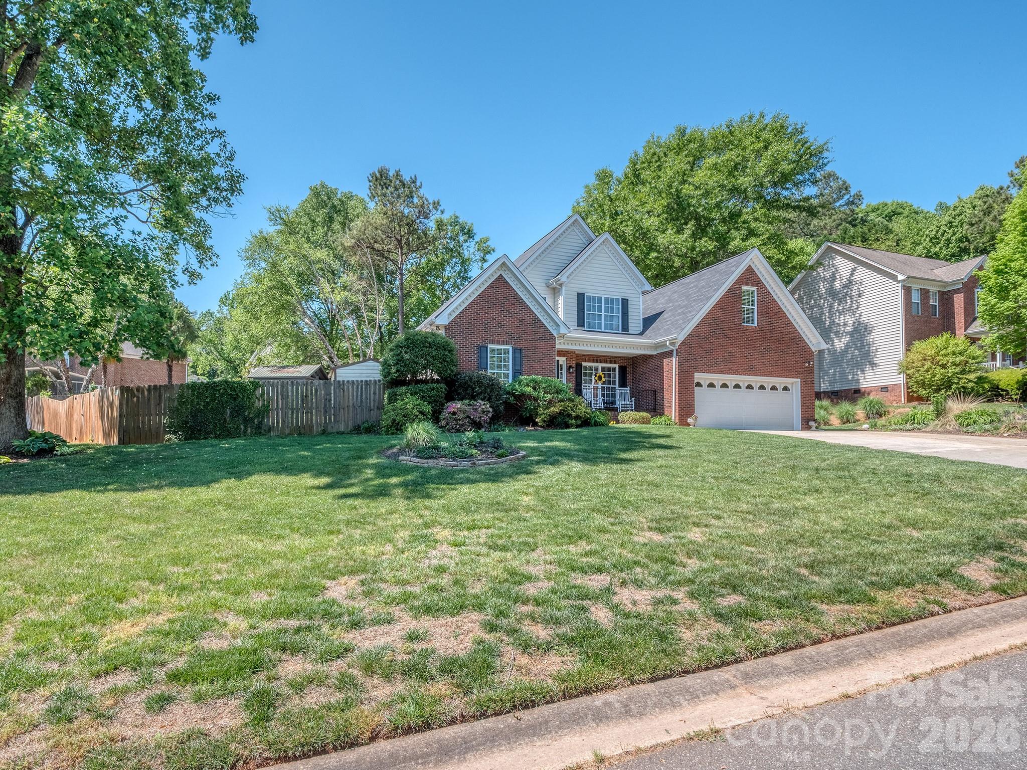 Single Family Residence at 4651 Glasgow Court, Gastonia, photo 2 of 33