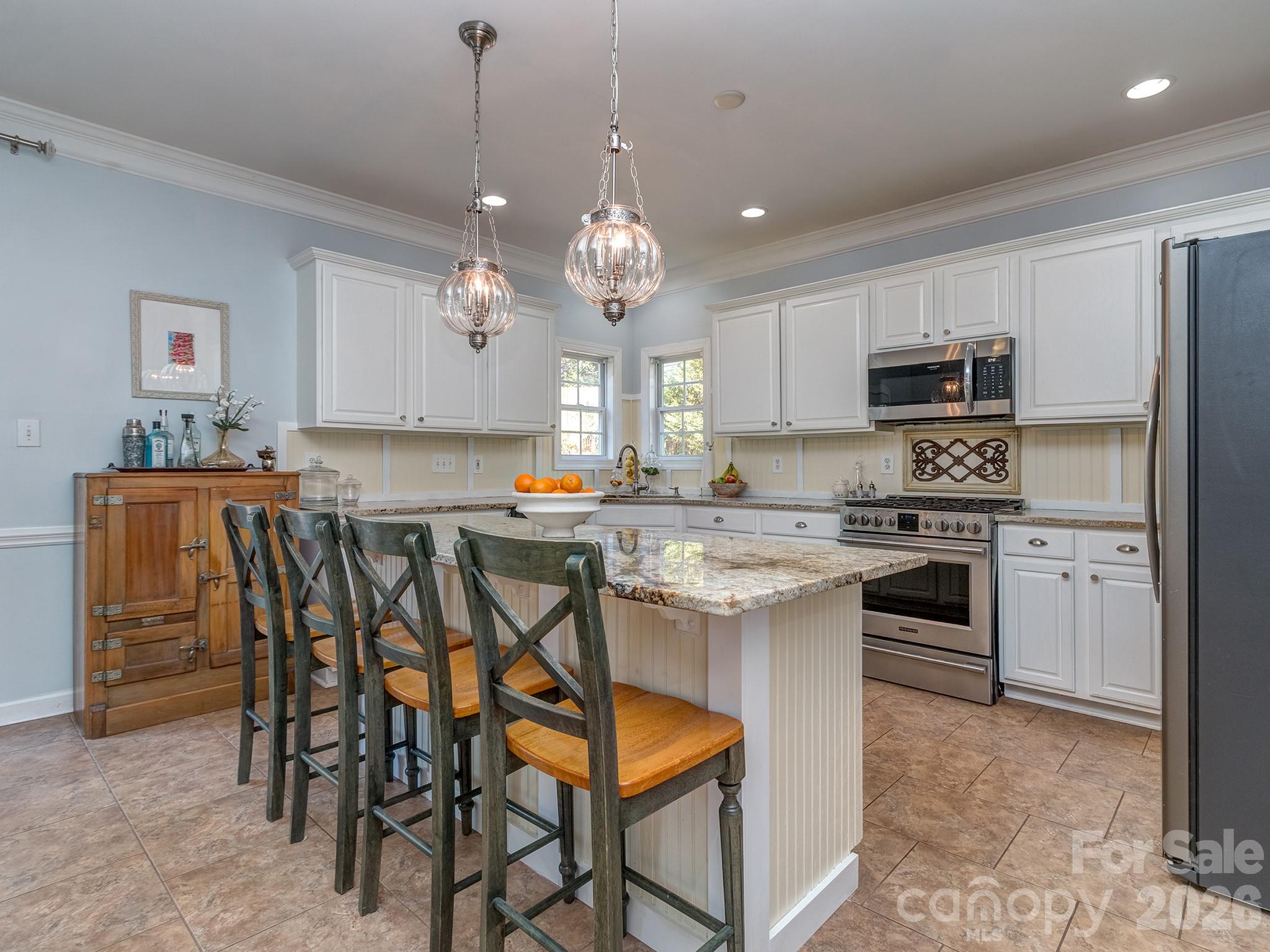 Single Family Residence at 4651 Glasgow Court, Gastonia, photo 12 of 33