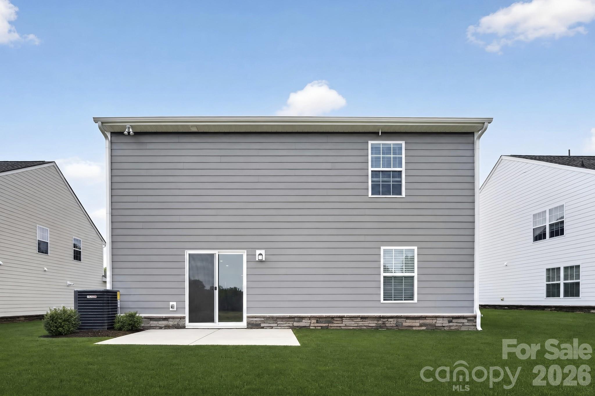 Single Family Residence at 733 Bechamel Avenue, York, photo 16 of 16