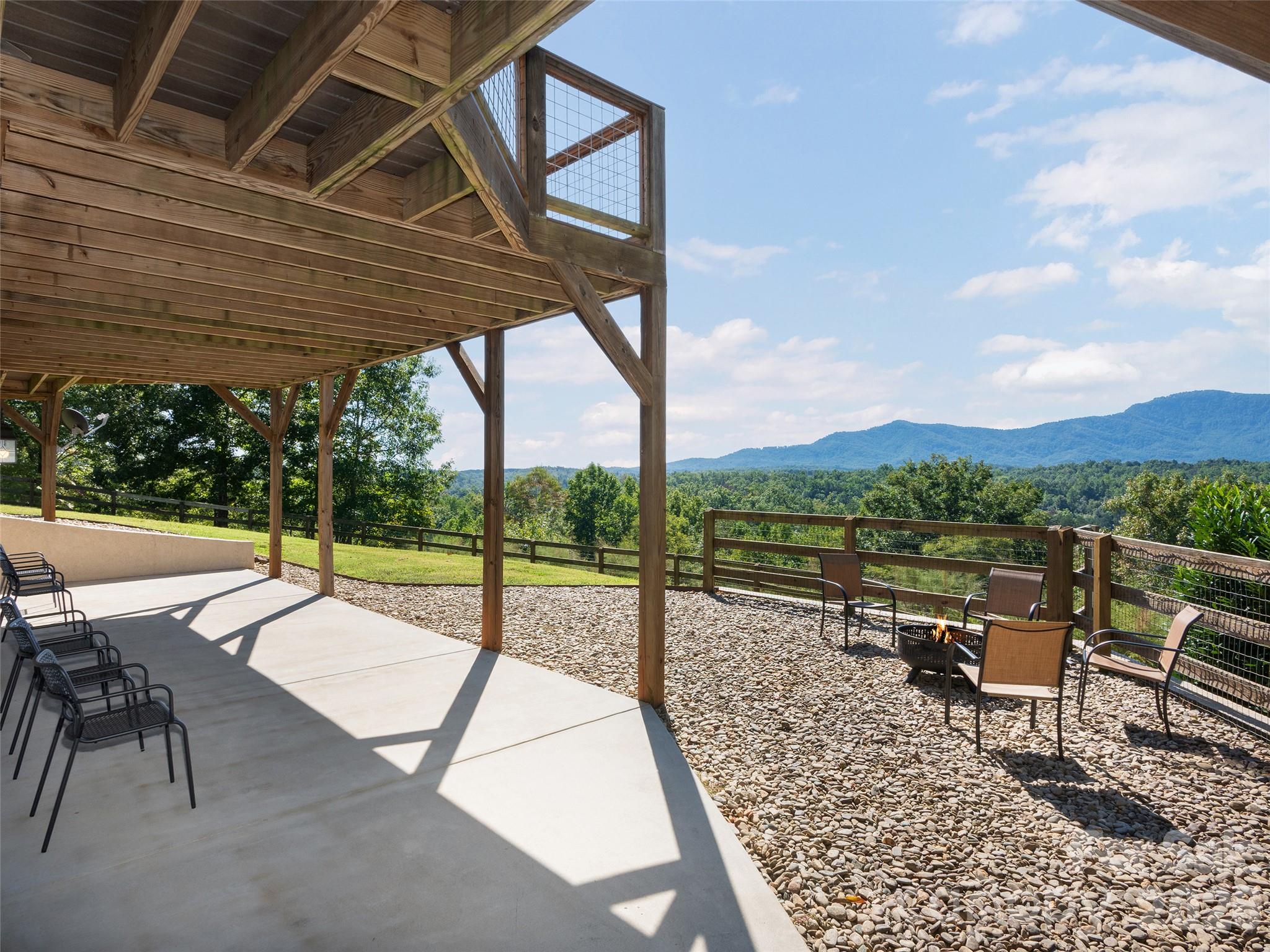 Single Family Residence at 105 Jackson Cove Parkway, Mill Spring, photo 33 of 48