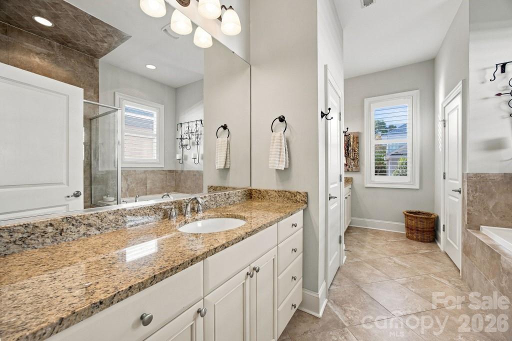 Single Family Residence at 720 Loretto Lane, Fort Mill, photo 36 of 96