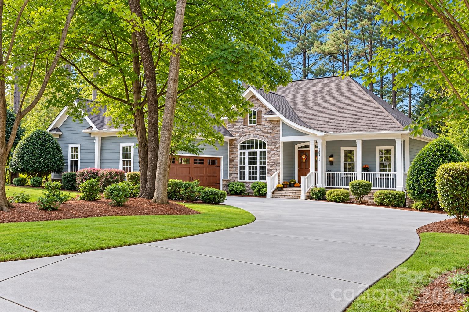 Single Family Residence at 2381 Crofte Drive, Sherrills Ford
