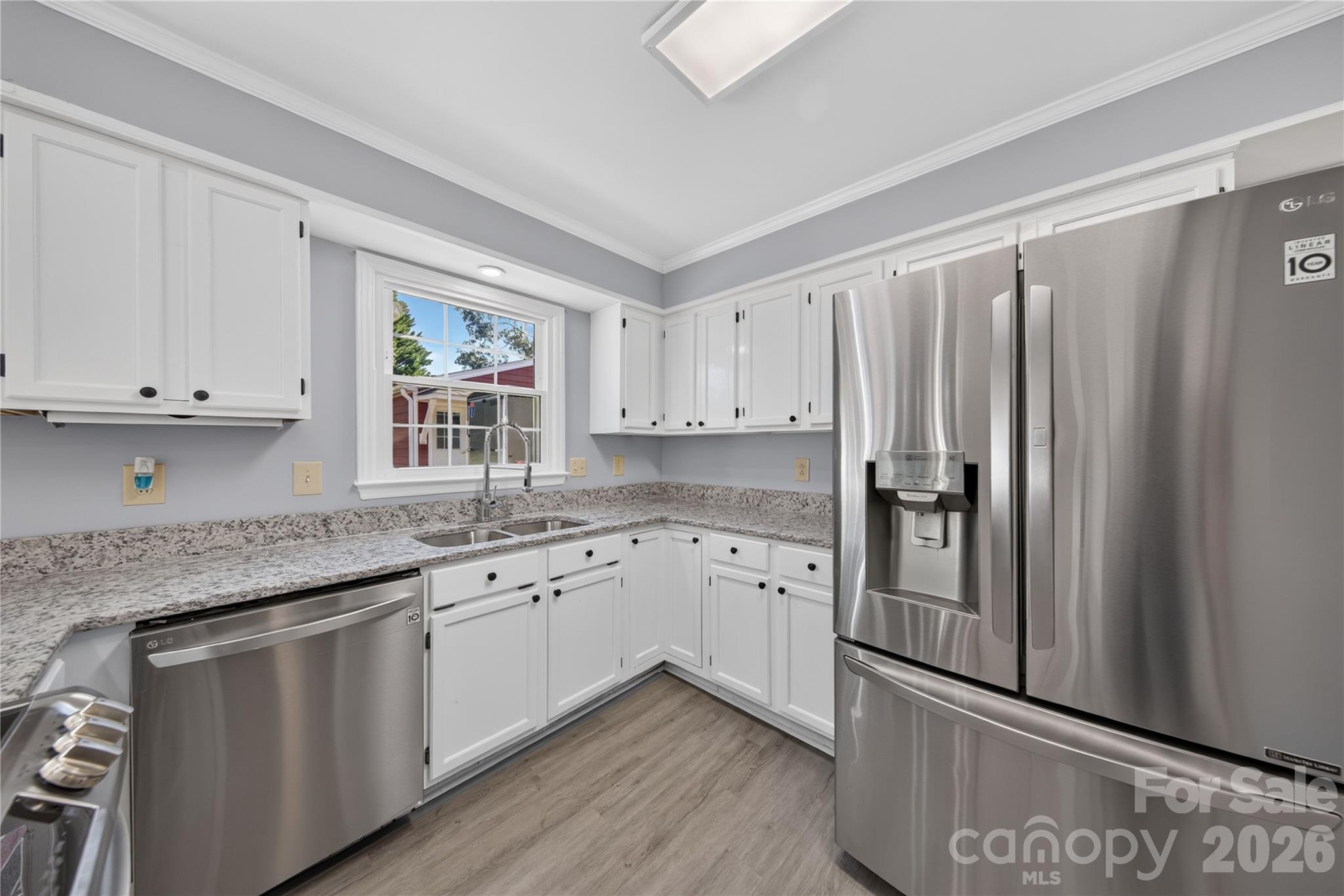 Stainless Appliances - 12008 Parks Farm Lane, Charlotte