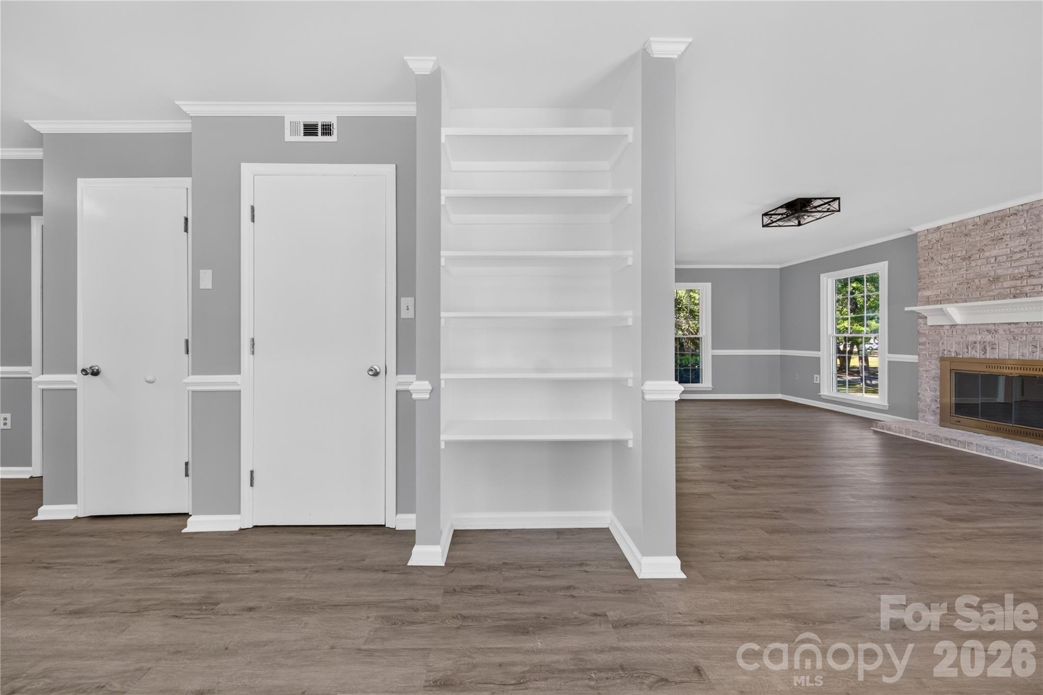 Built In Shelving - 12008 Parks Farm Lane, Charlotte