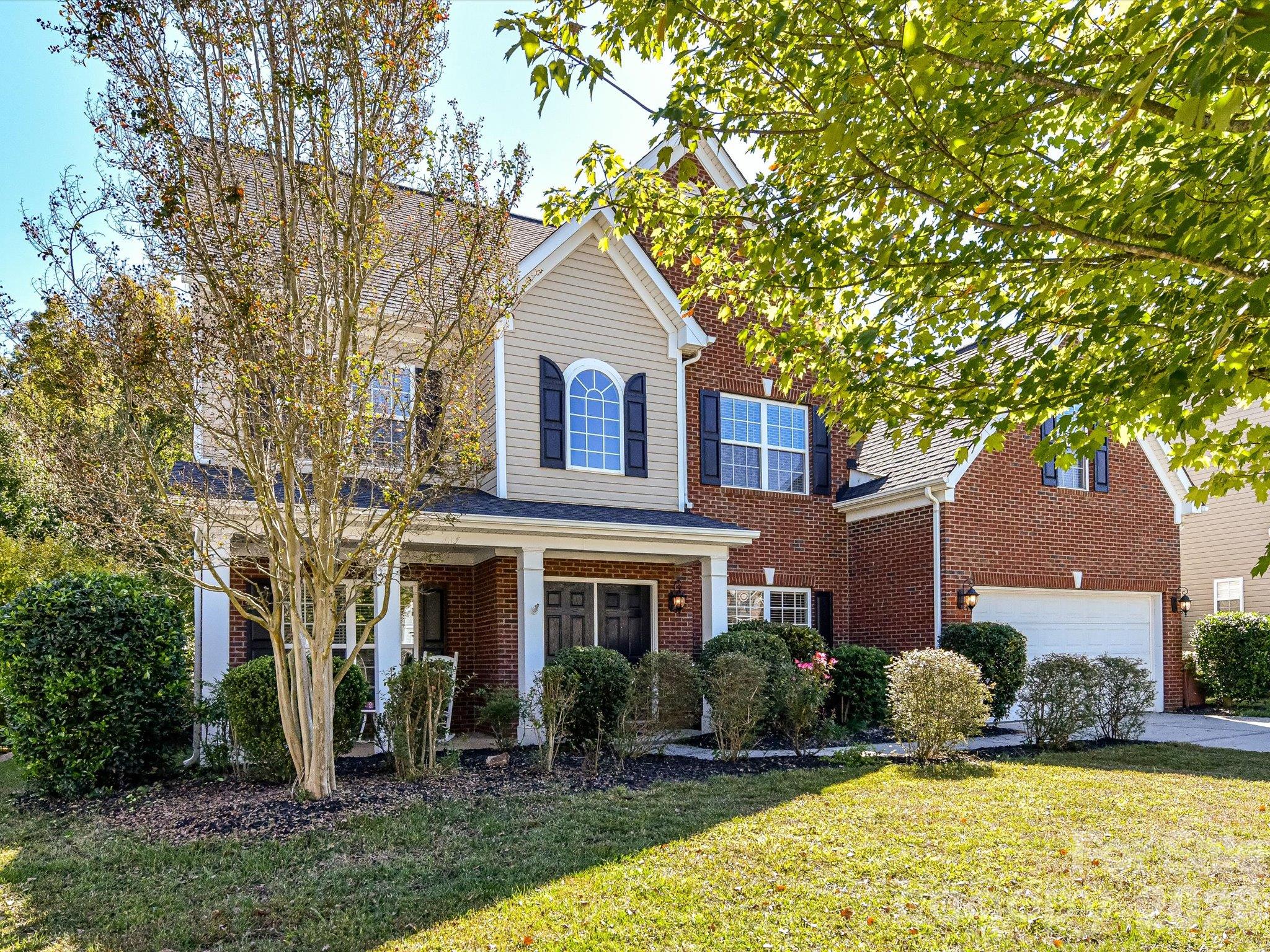 Front - 8458 Mossy Cup Trail, Harrisburg