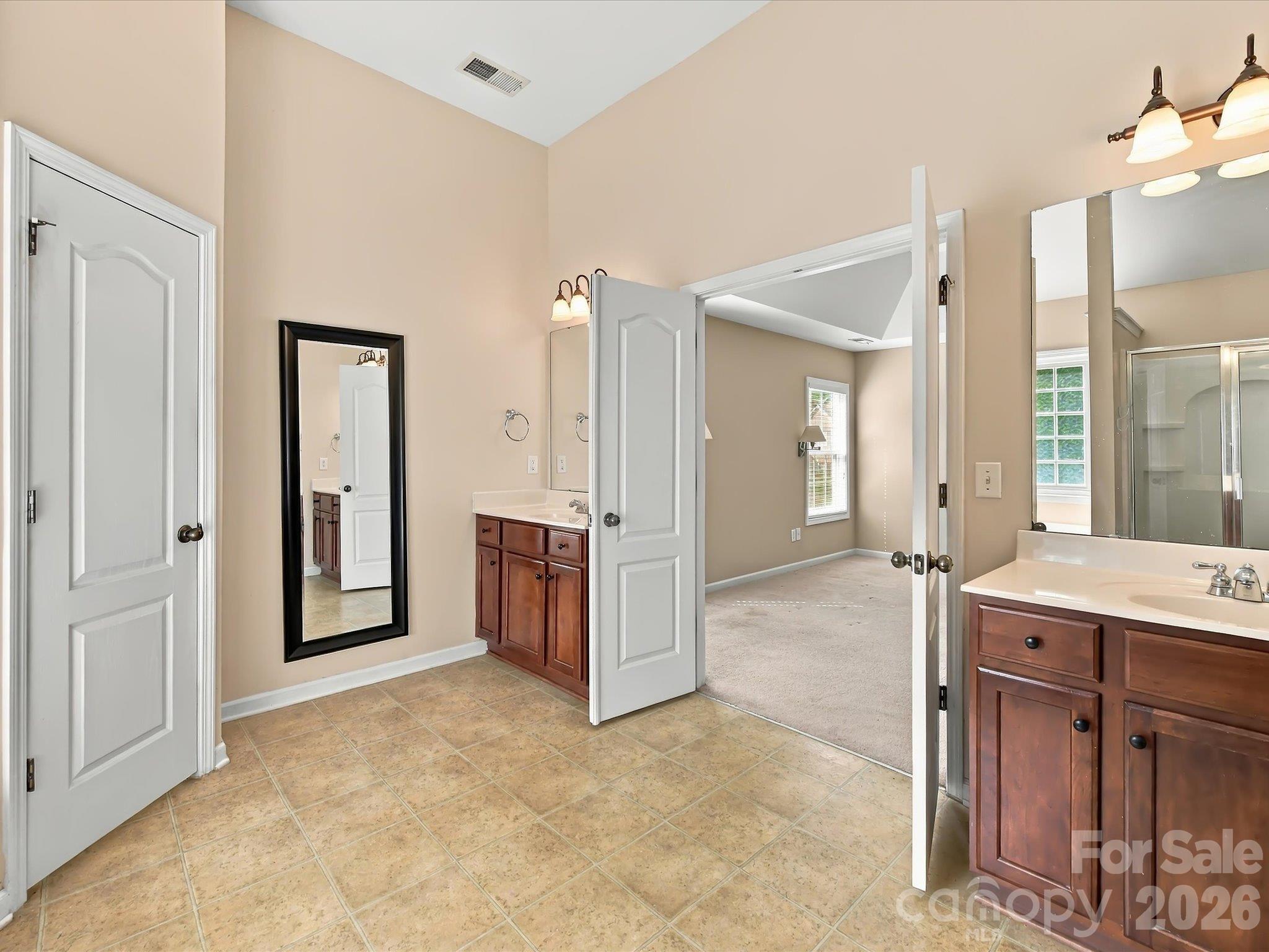 Primary Bath - 8458 Mossy Cup Trail, Harrisburg