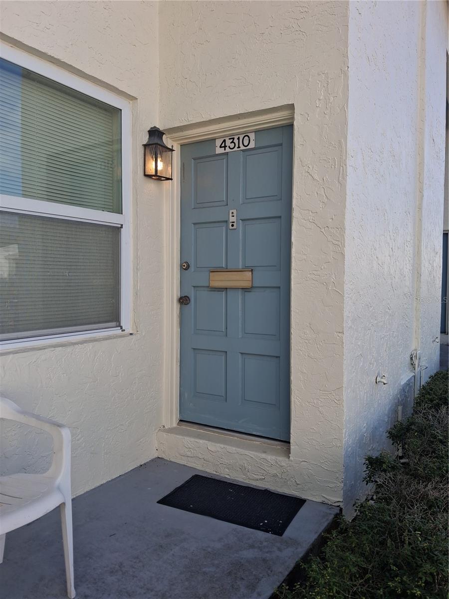 Townhouse at 4310 LA MORA CT, TAMPA