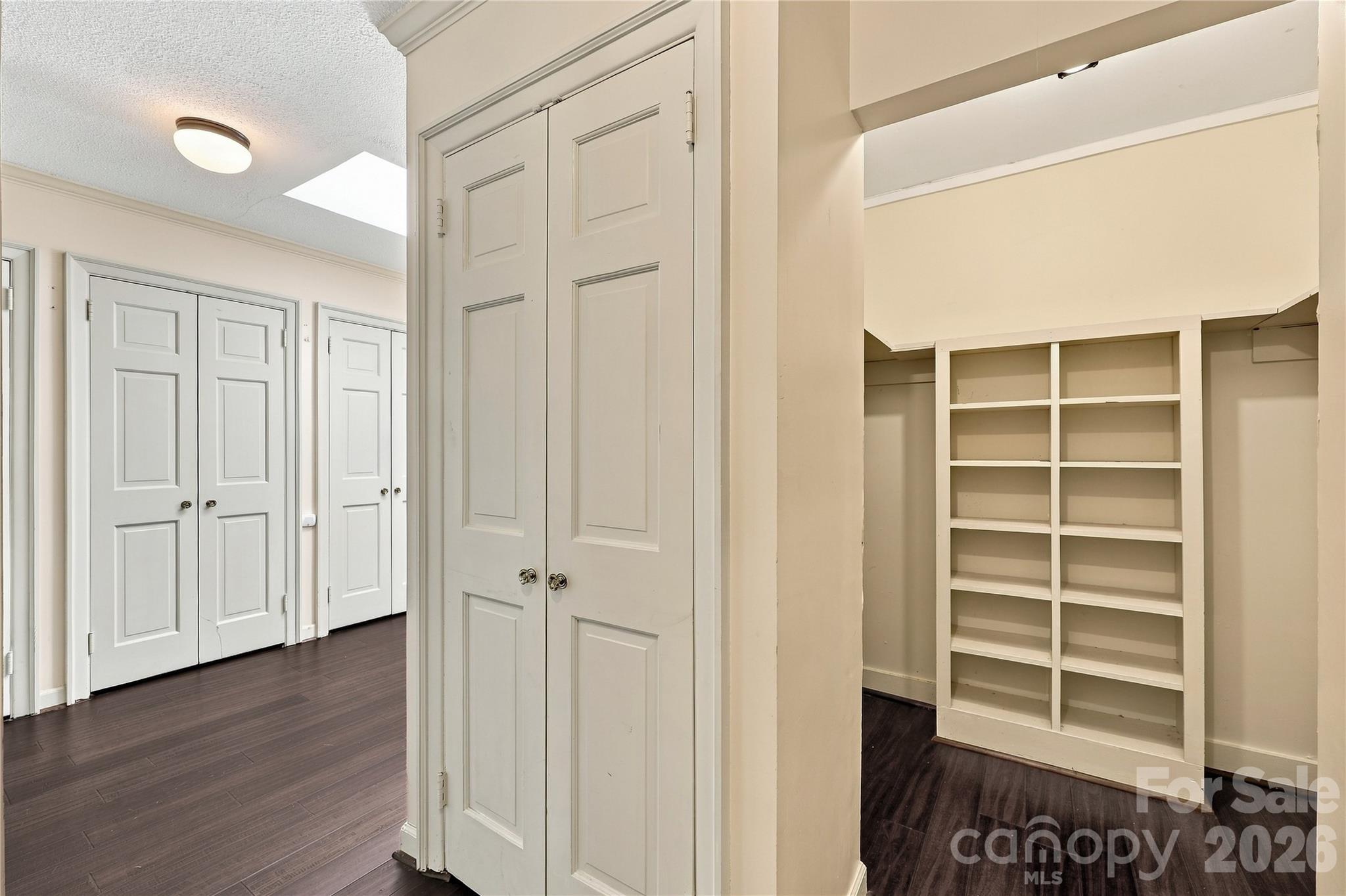 Single Family Residence at 512 Lakeside Drive, Statesville, photo 12 of 44