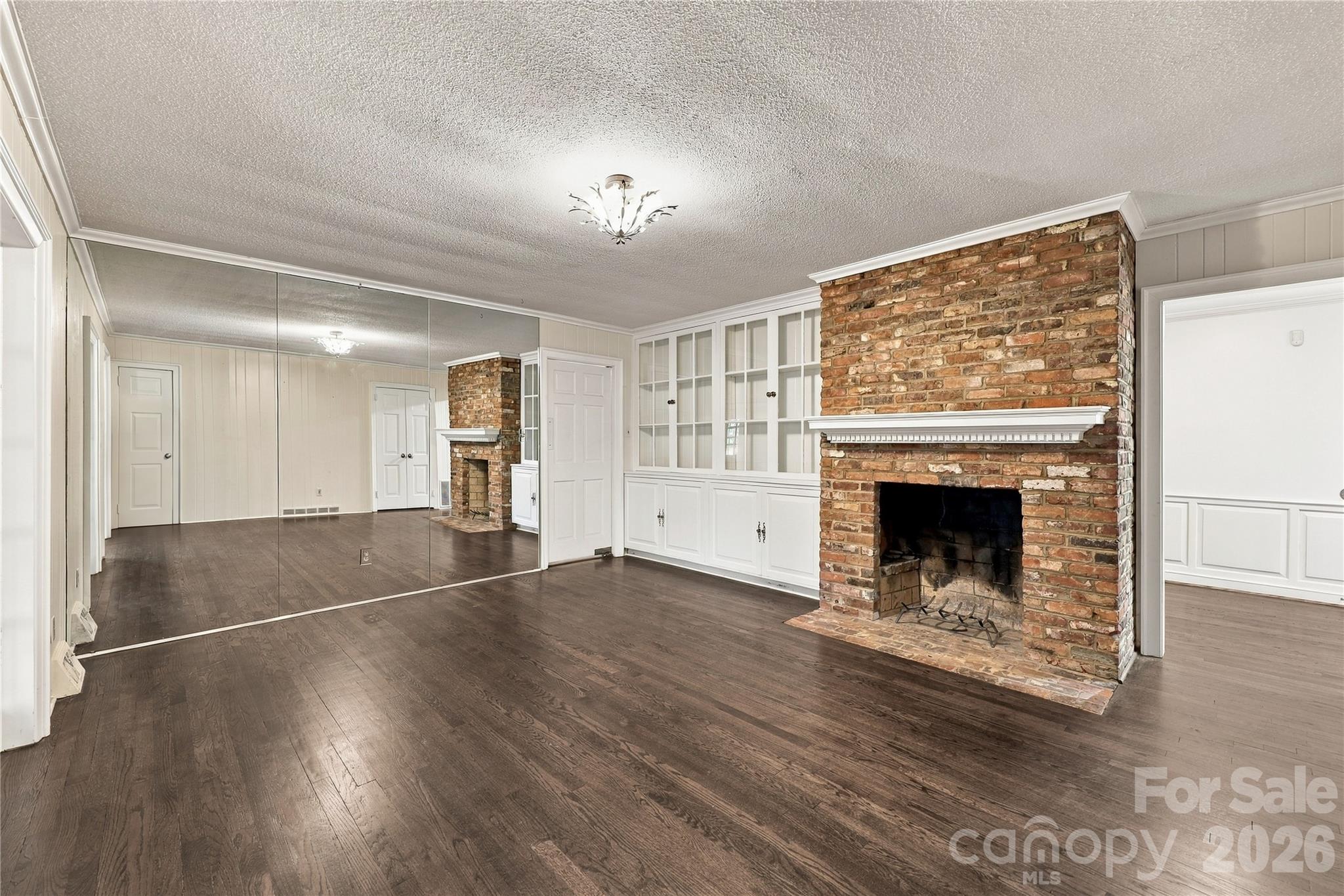 Single Family Residence at 512 Lakeside Drive, Statesville, photo 16 of 44