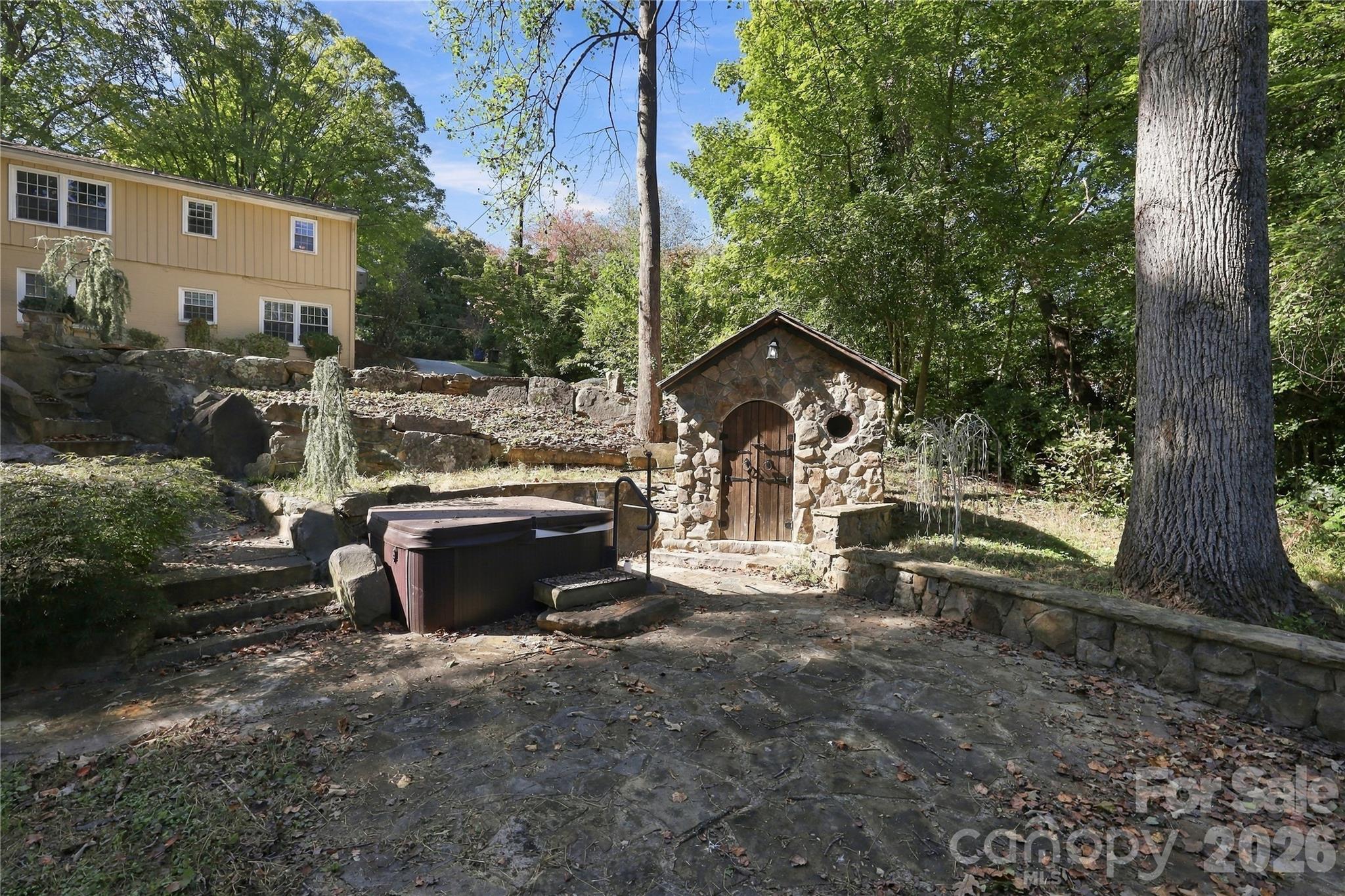 Single Family Residence at 512 Lakeside Drive, Statesville, photo 36 of 44