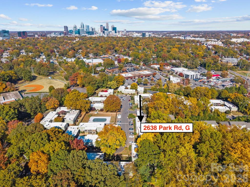 Uptown proximity and view - 2638 Park Road, Charlotte