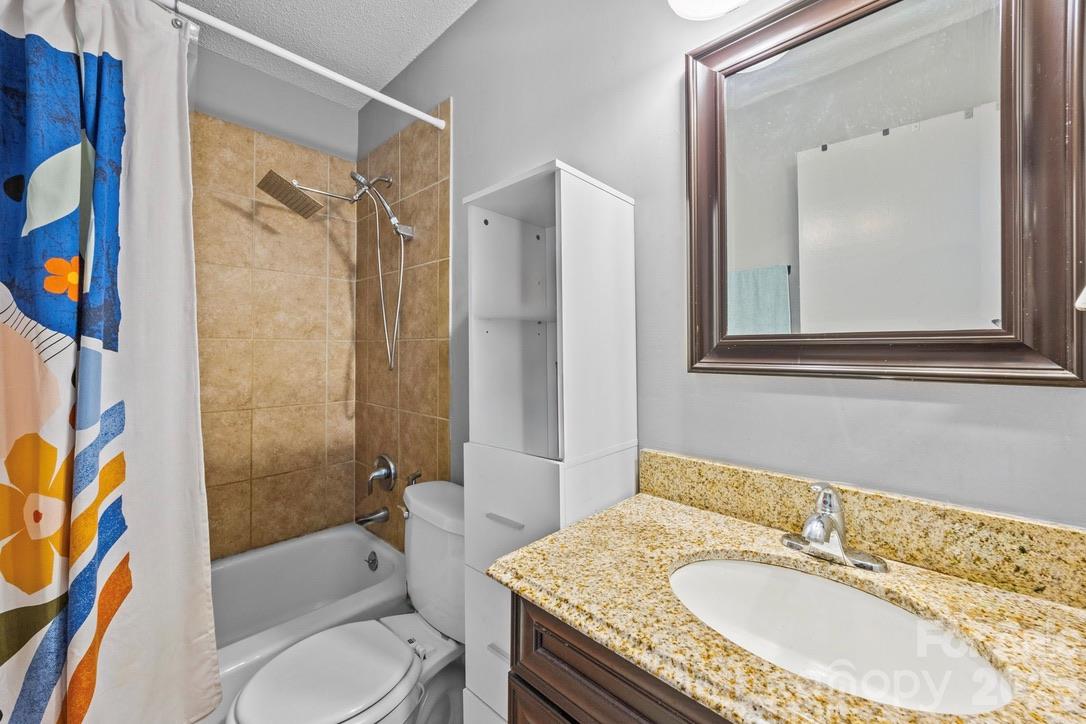bathroom 2 - 2638 Park Road, Charlotte
