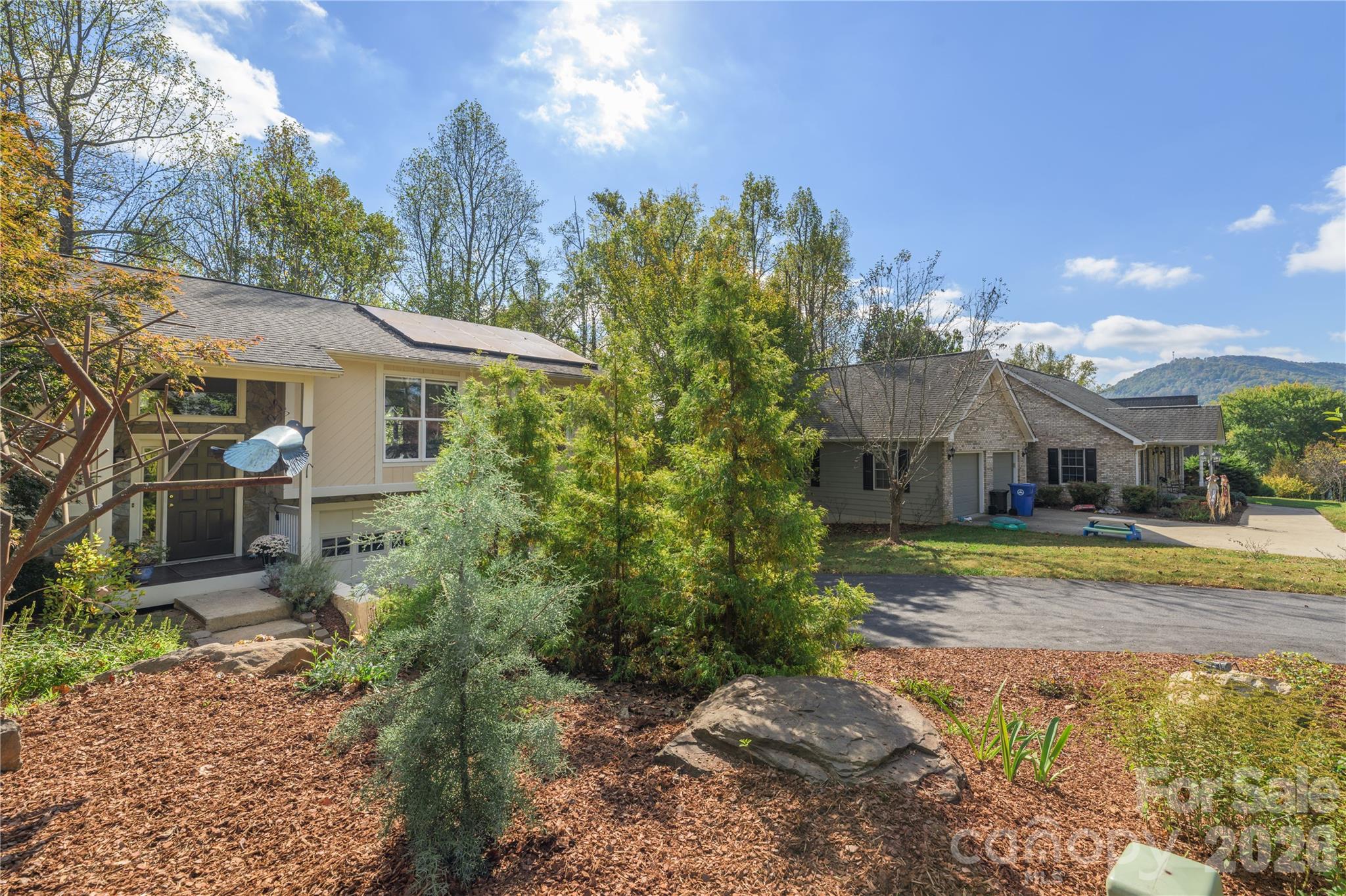 Mountain view makes it real. - 6 Eagles Nest Lane, Asheville