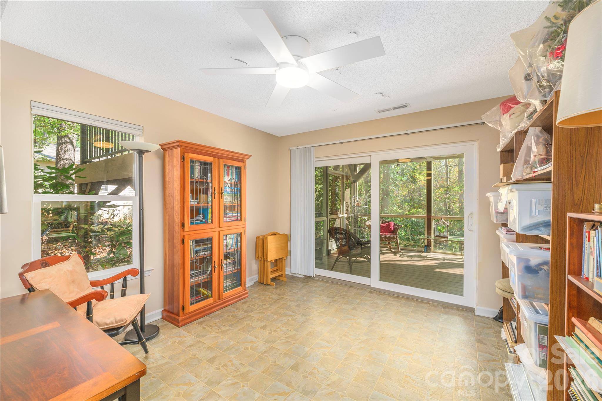 Additional space in 4th bedroom or rec area with exit to back porch area. - 6 Eagles Nest Lane, Asheville