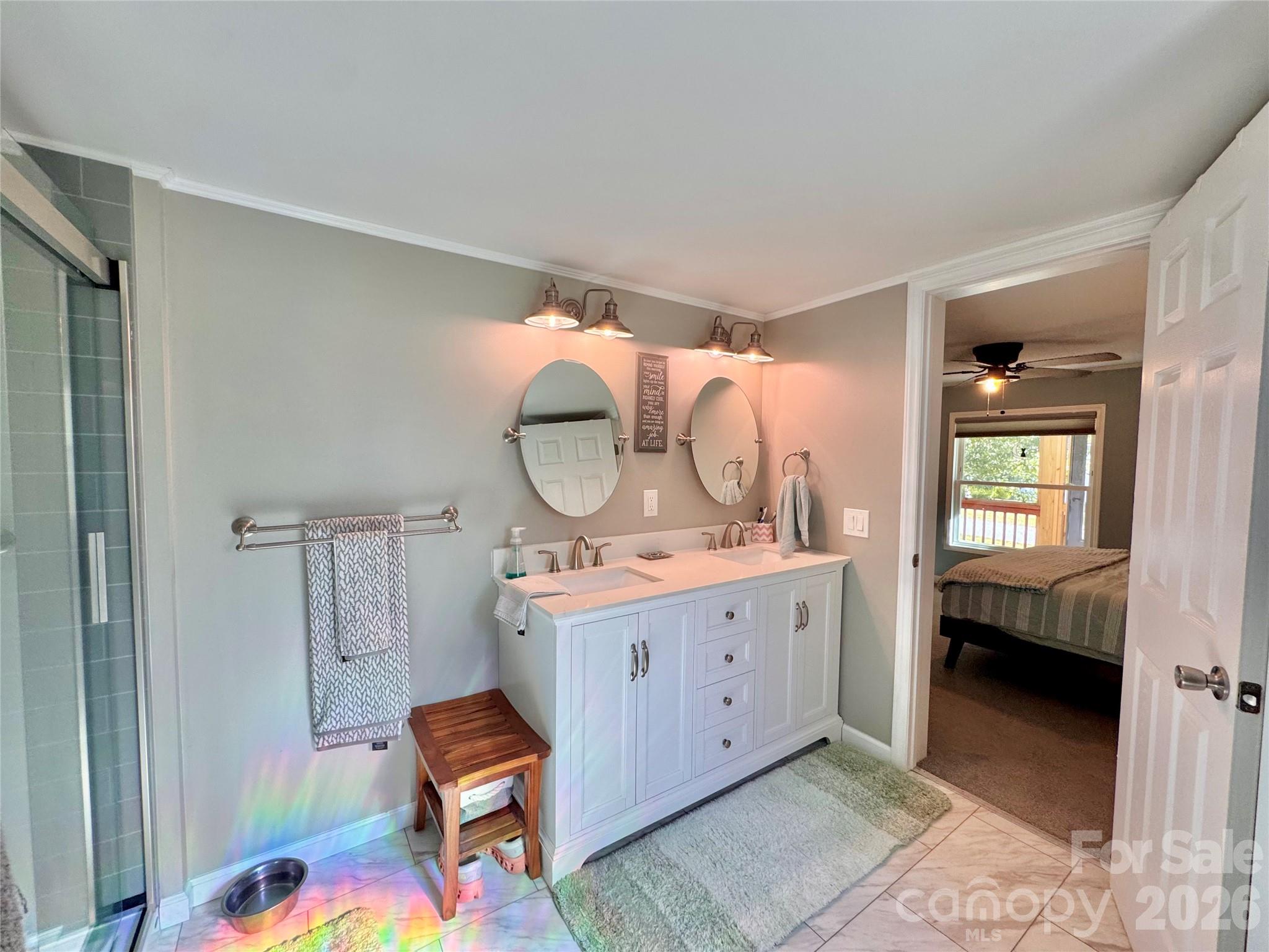 Primary Ensuite Bathroom - 78 Katie Drive, Hendersonville