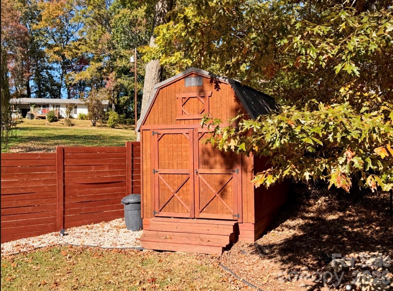 Shed - 78 Katie Drive, Hendersonville