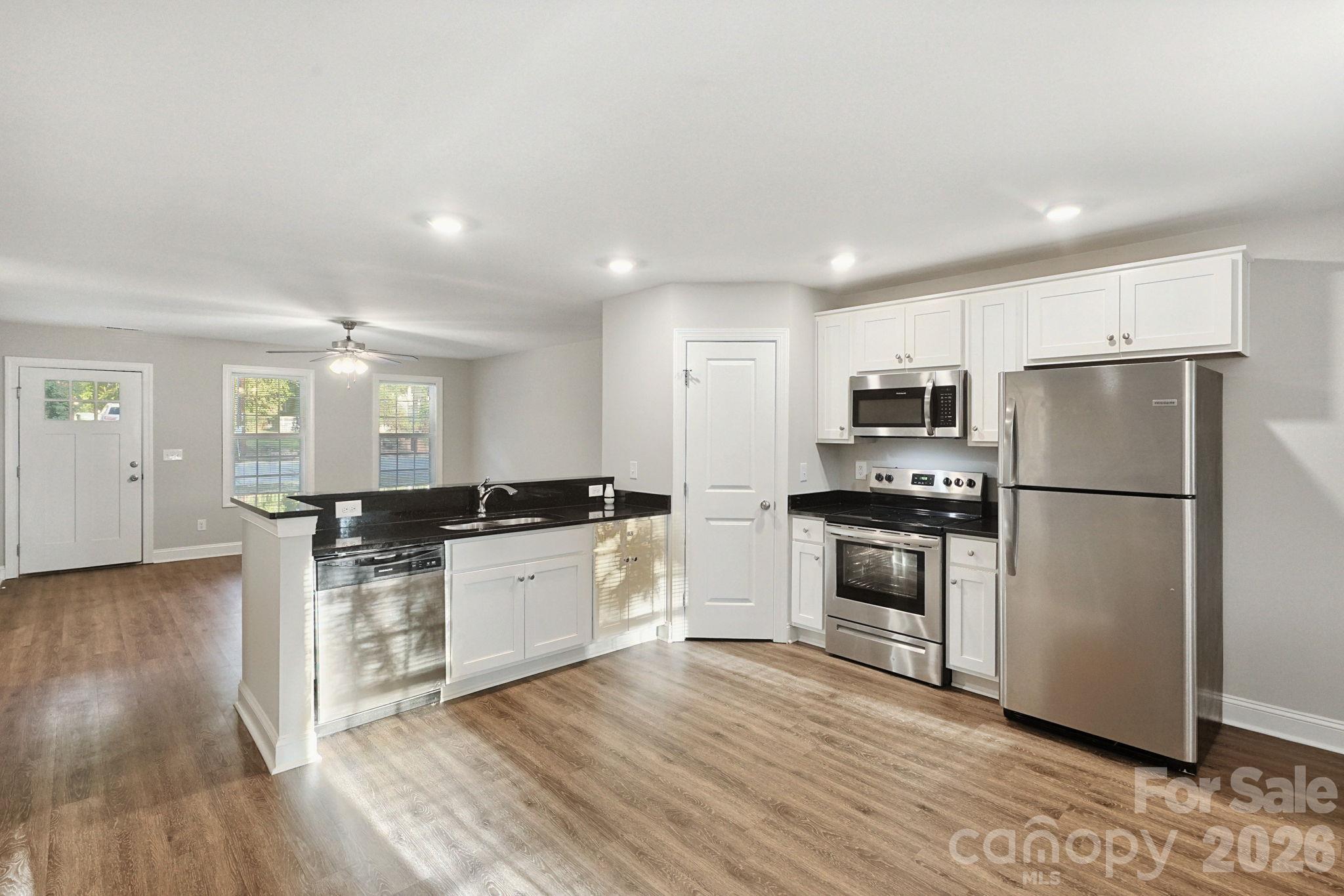 Single Family Residence at 549 Gibson Drive, Concord, photo 8 of 34