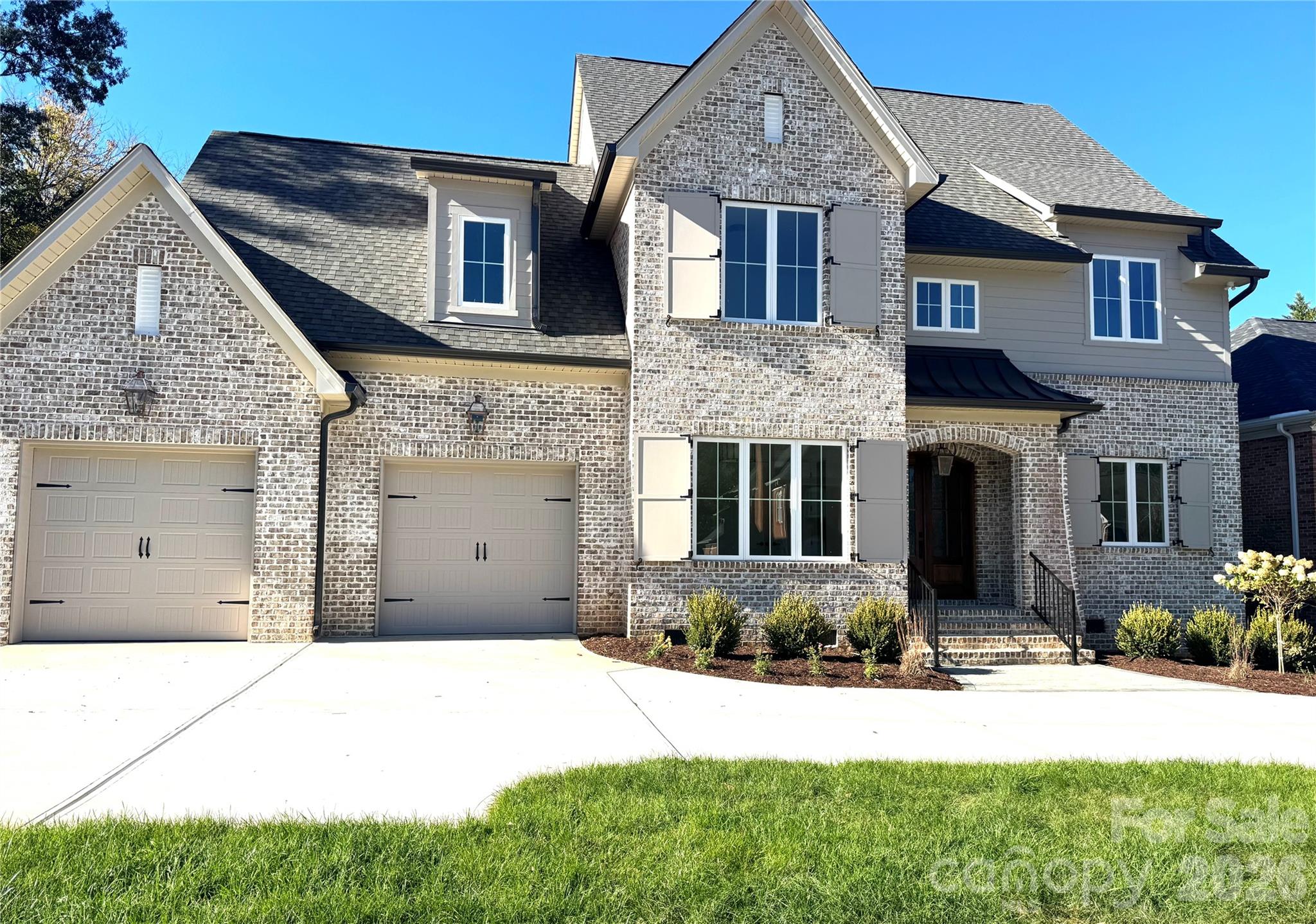 101 N Brackenbury Lane