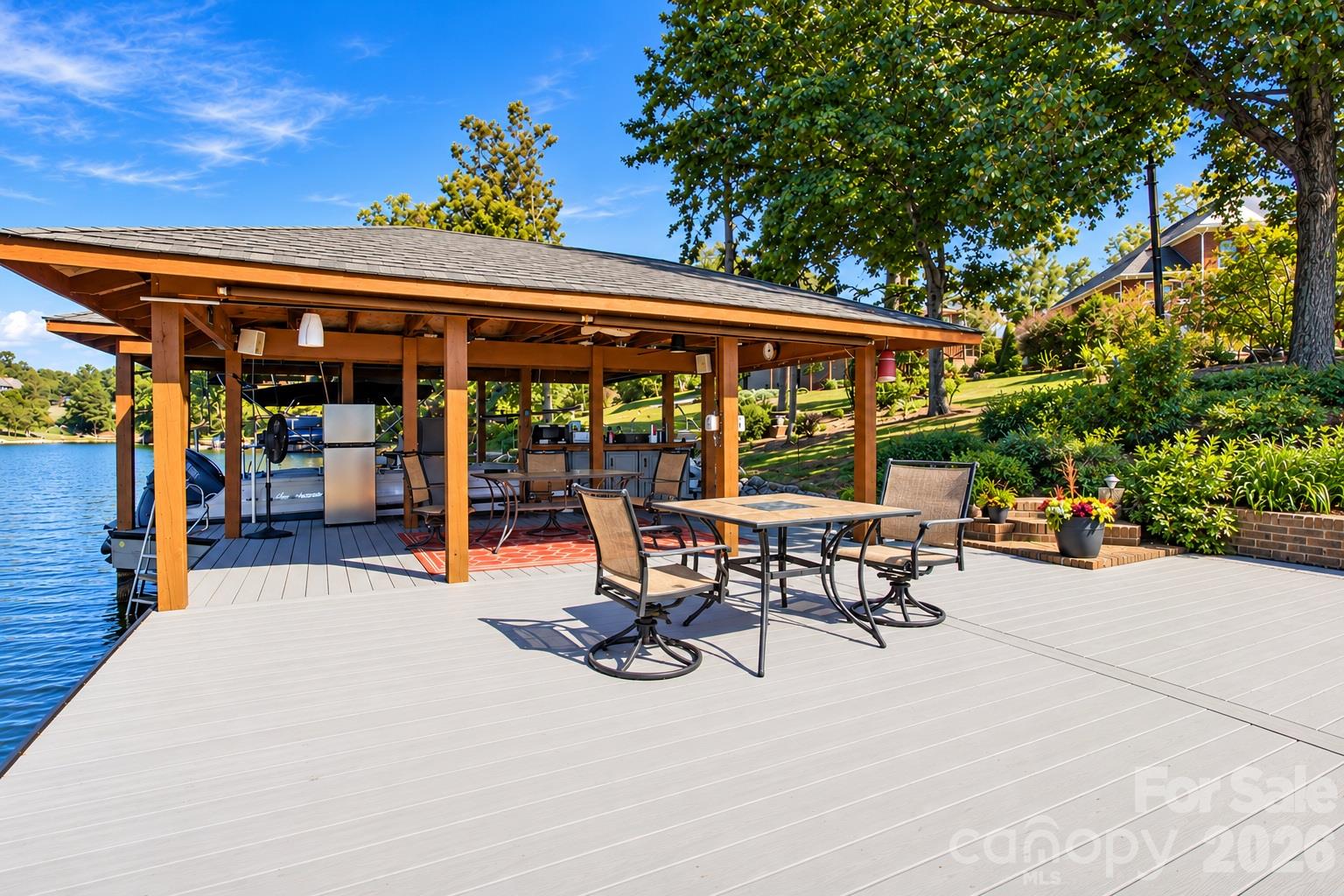 Single Family Residence at 104 Doral Court, Kings Mountain, photo 7 of 58