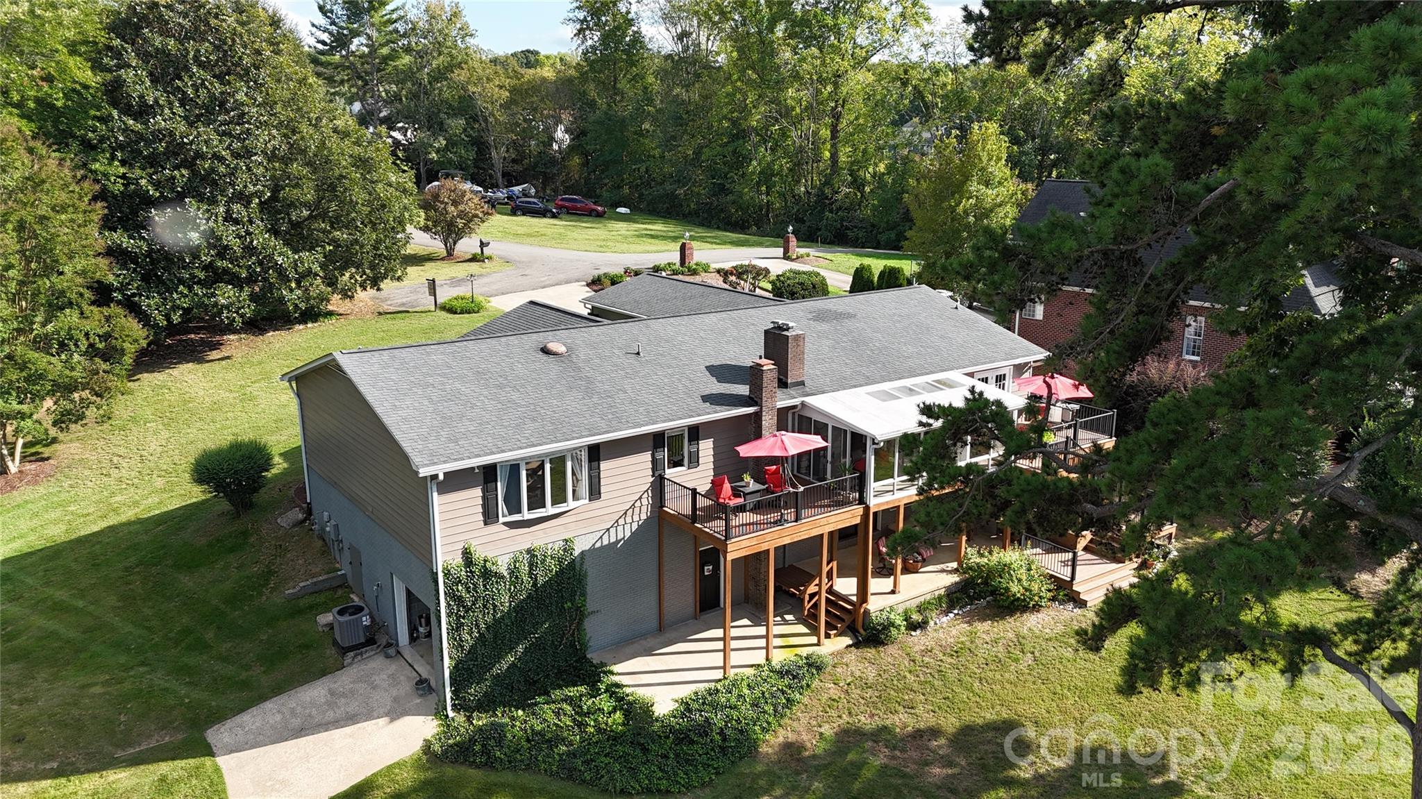 Single Family Residence at 104 Doral Court, Kings Mountain, photo 50 of 58