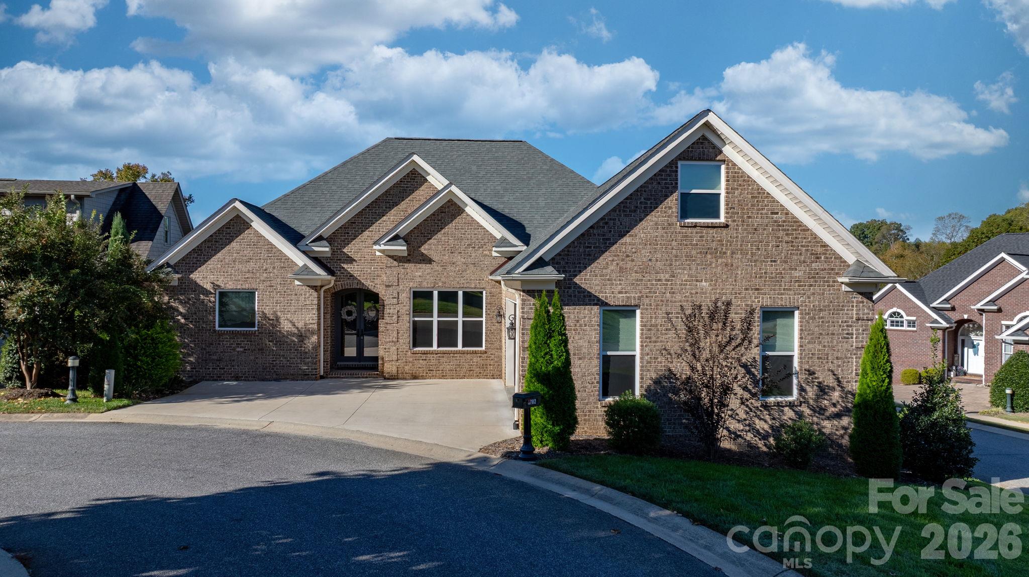 Single Family Residence at 3782 Sarazen Court NE, Conover