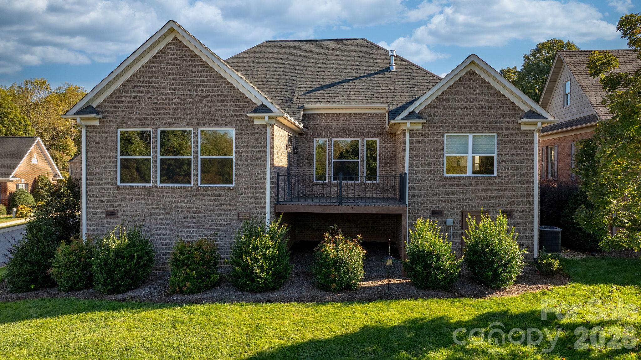 Single Family Residence at 3782 Sarazen Court NE, Conover, photo 2 of 44