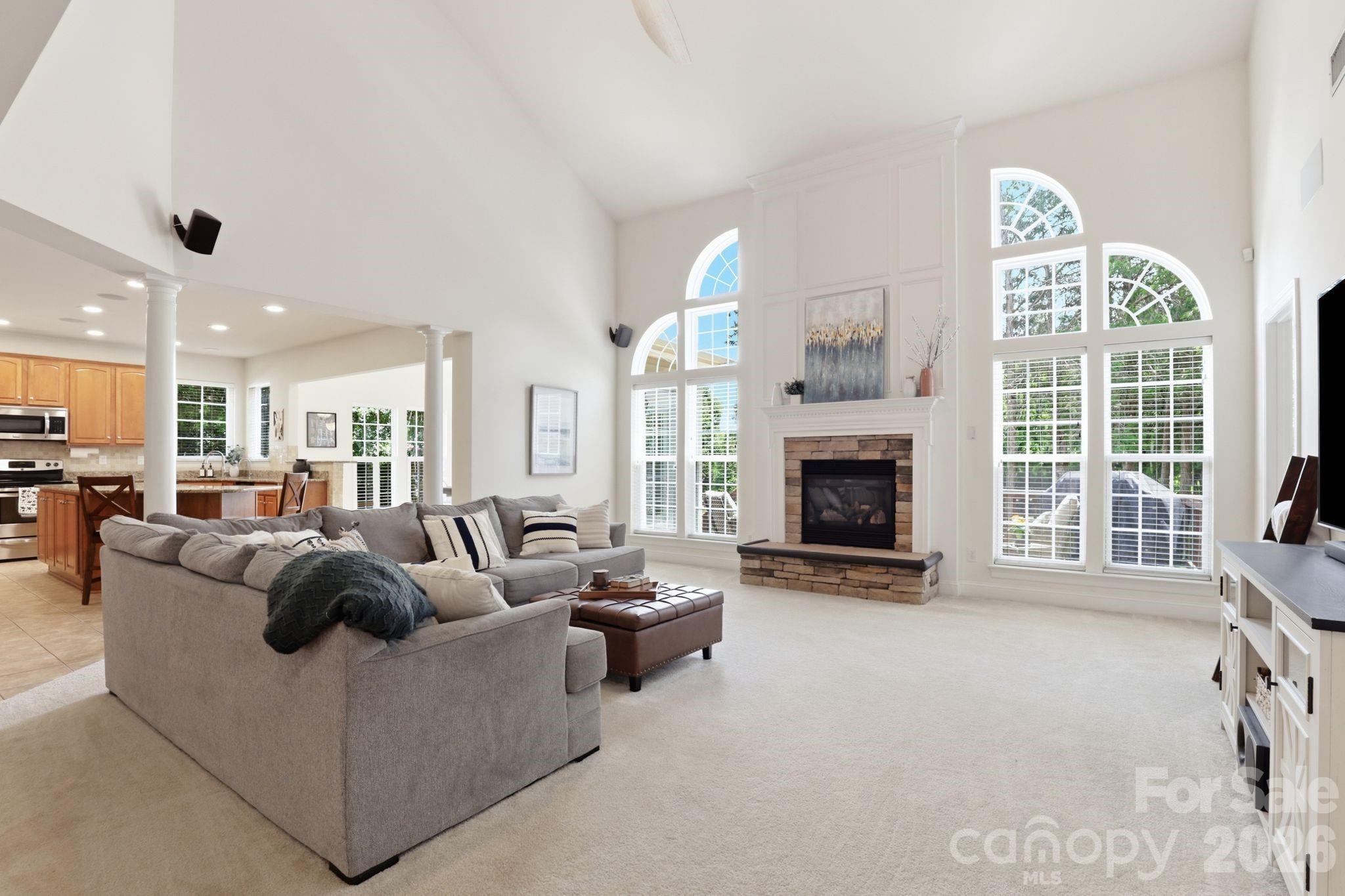 Single Family Residence at 151 Corona Circle, Mooresville, photo 12 of 48