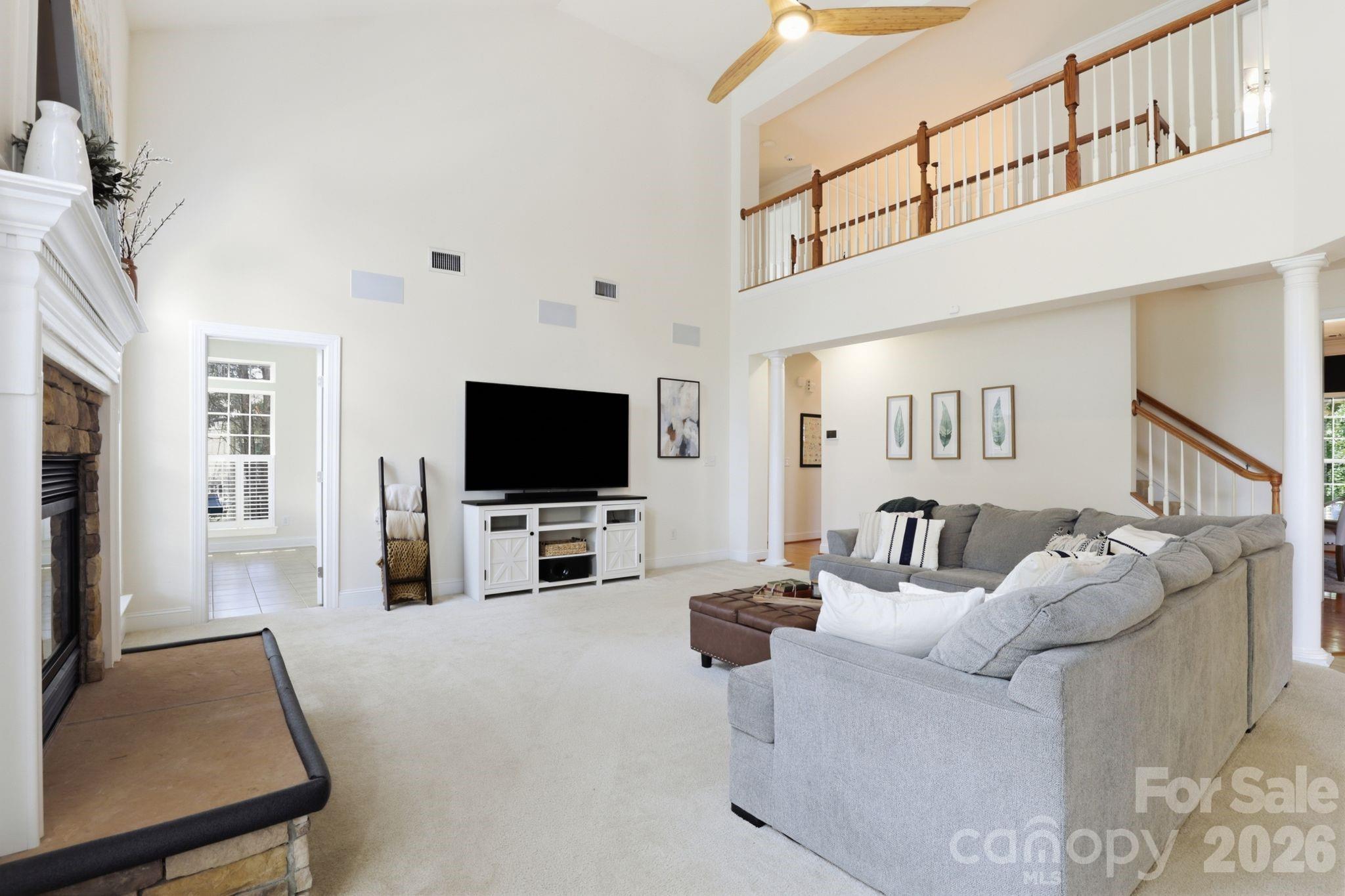 Single Family Residence at 151 Corona Circle, Mooresville, photo 14 of 48