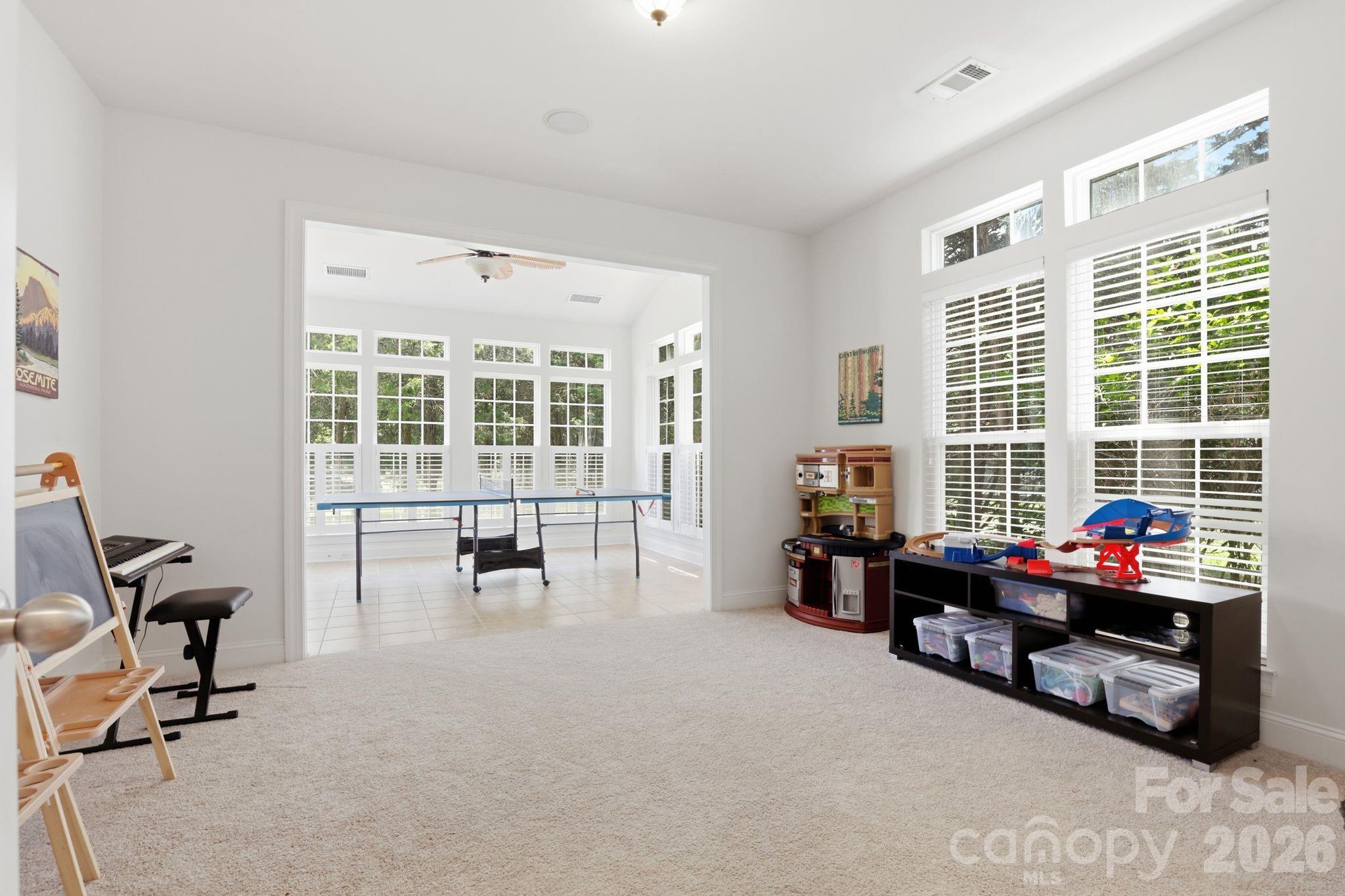 Single Family Residence at 151 Corona Circle, Mooresville, photo 21 of 48