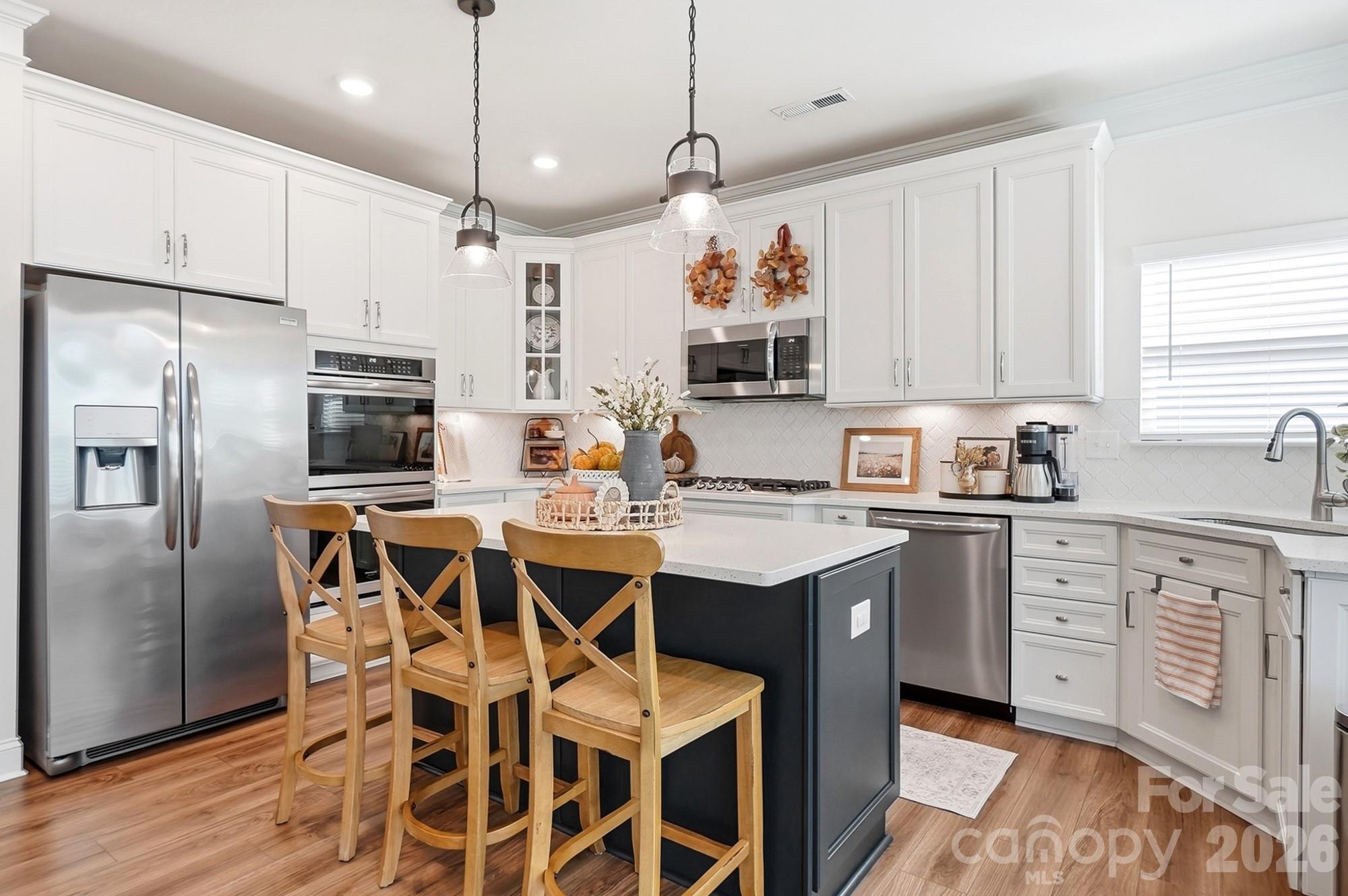 Single Family Residence at 2727 Forest Path Way, Gastonia, photo 12 of 48
