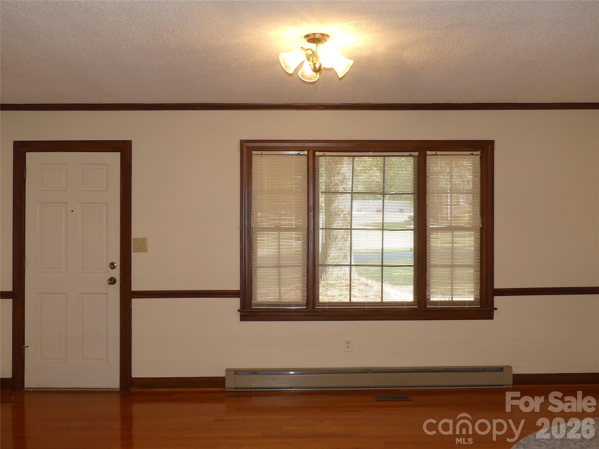 Living room - 7871 Howard Avenue, Kannapolis