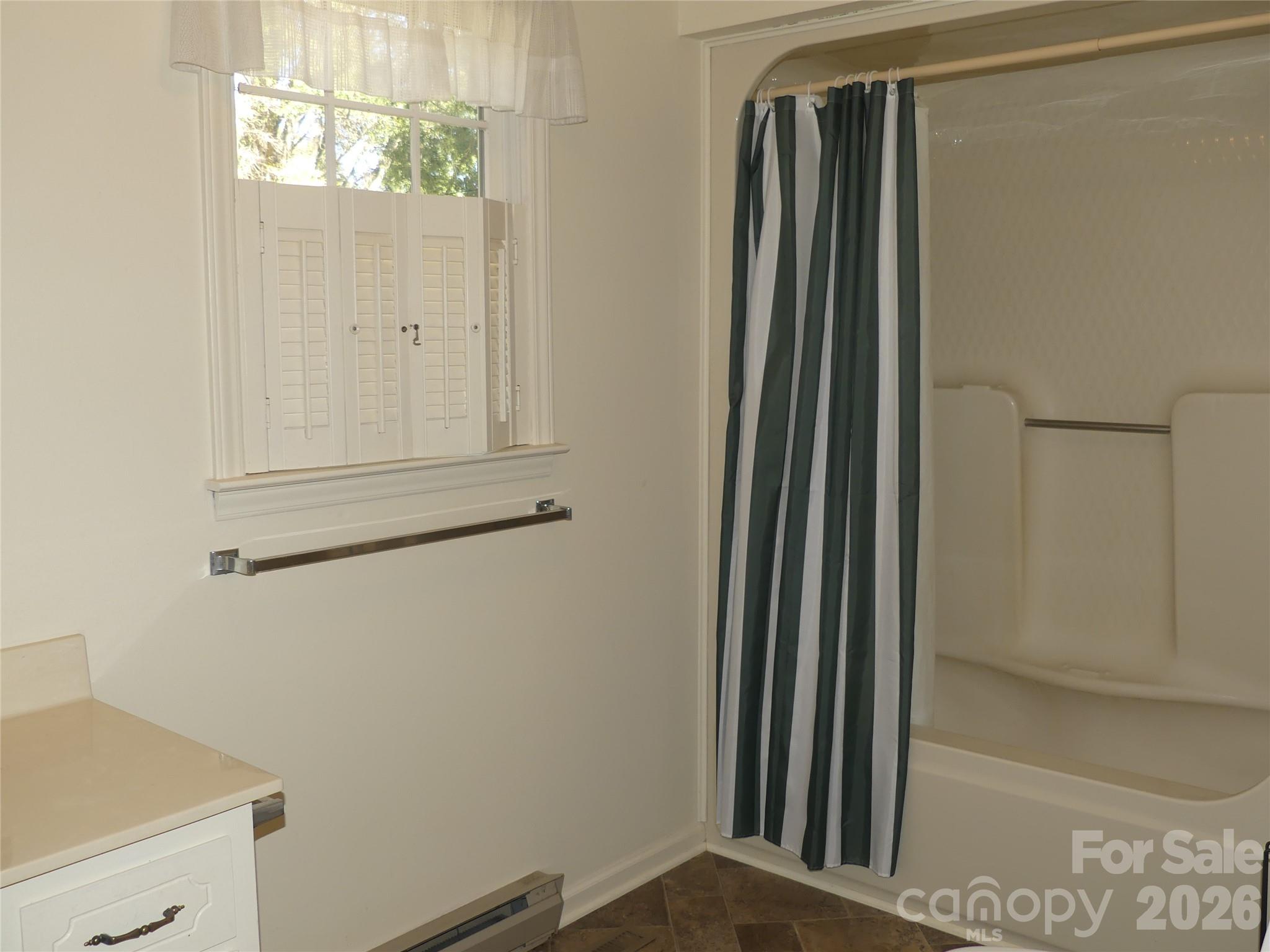 Primary bath - 7871 Howard Avenue, Kannapolis