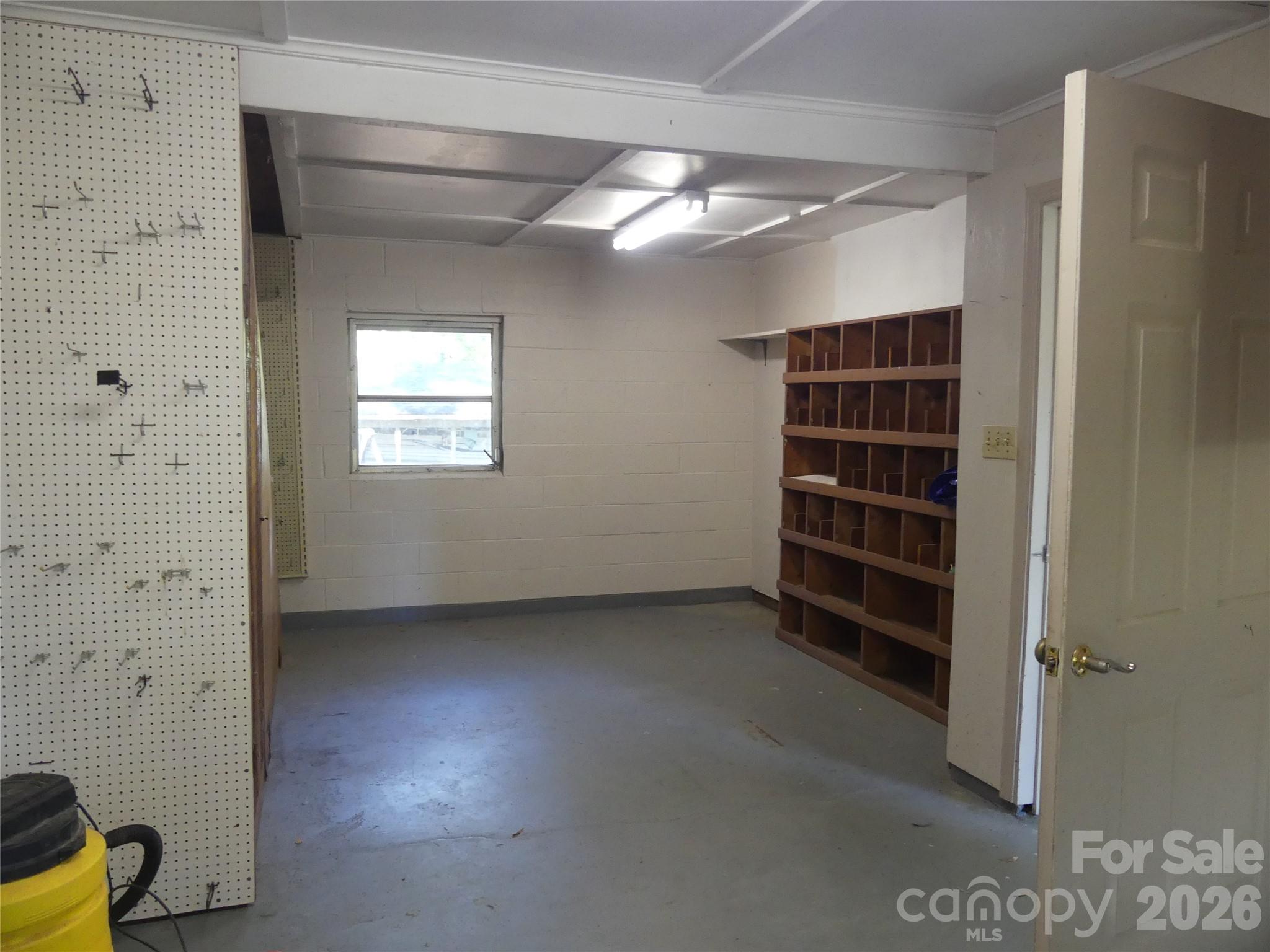 Workshop - 7871 Howard Avenue, Kannapolis