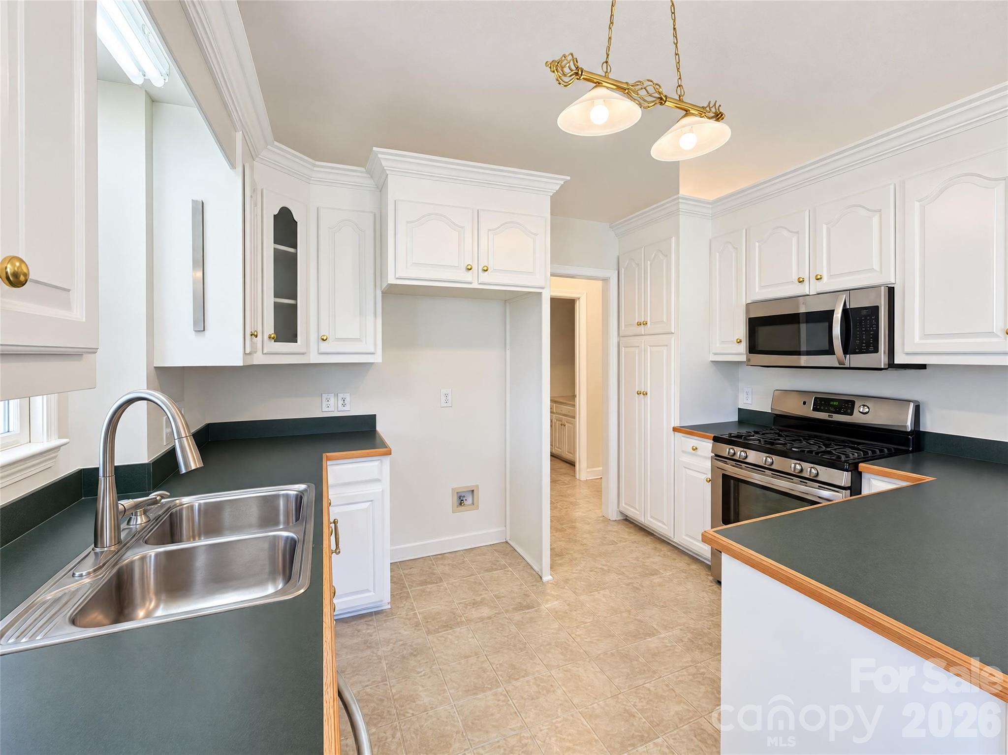 Single Family Residence at 3585 Cedar Springs Drive SW, Concord, photo 2 of 20