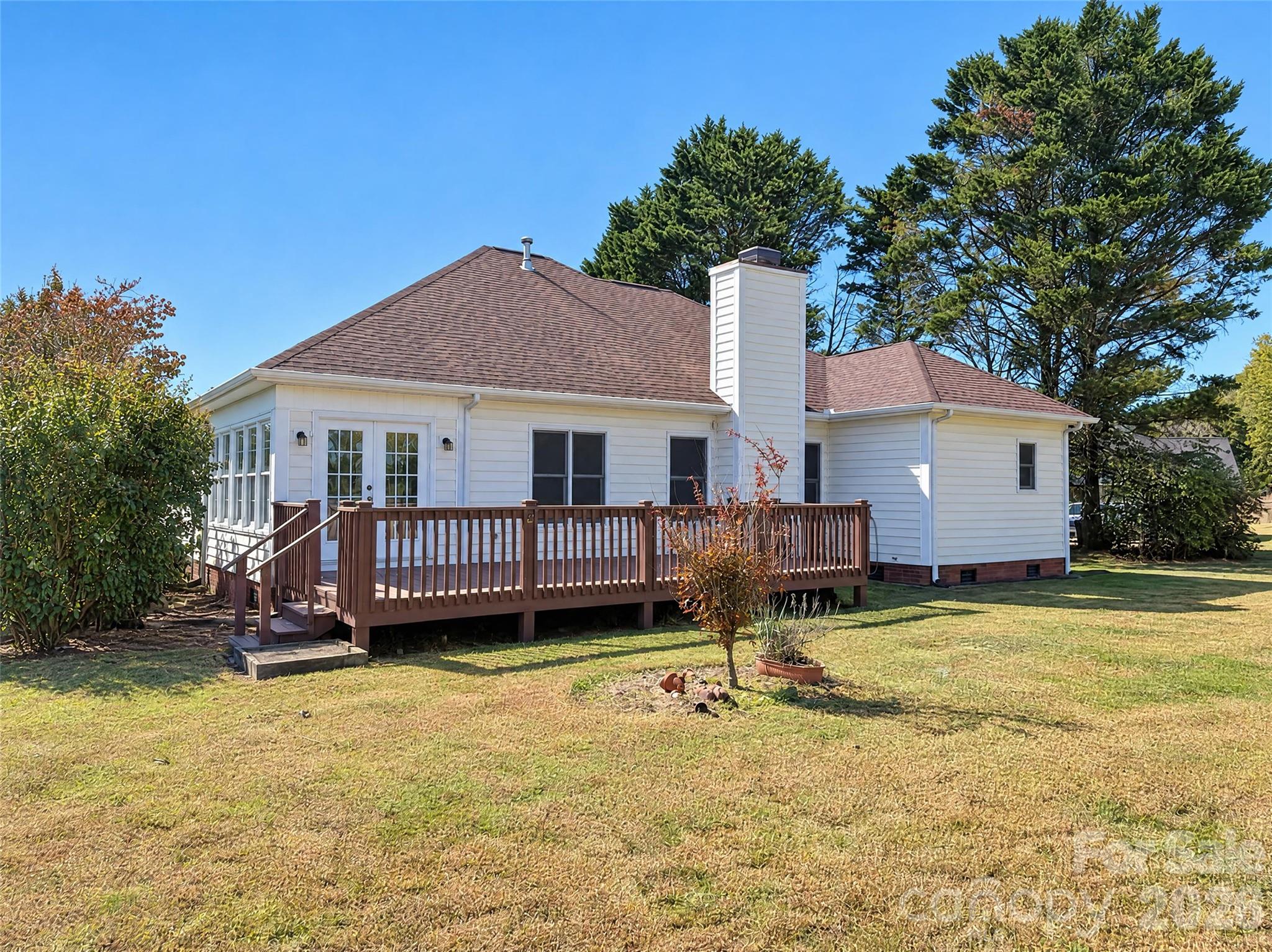 Single Family Residence at 3585 Cedar Springs Drive SW, Concord, photo 5 of 20