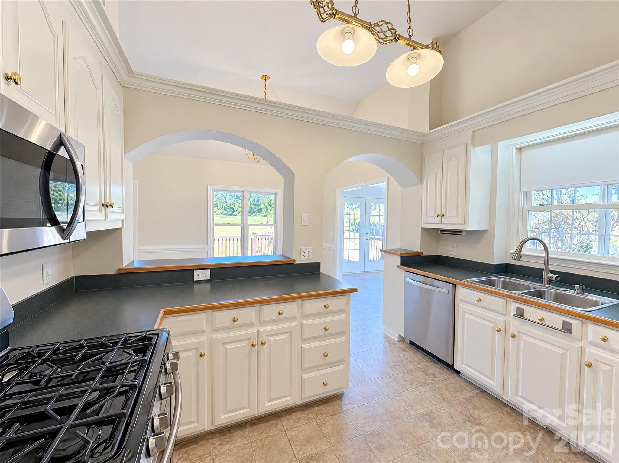Single Family Residence at 3585 Cedar Springs Drive SW, Concord, photo 6 of 20