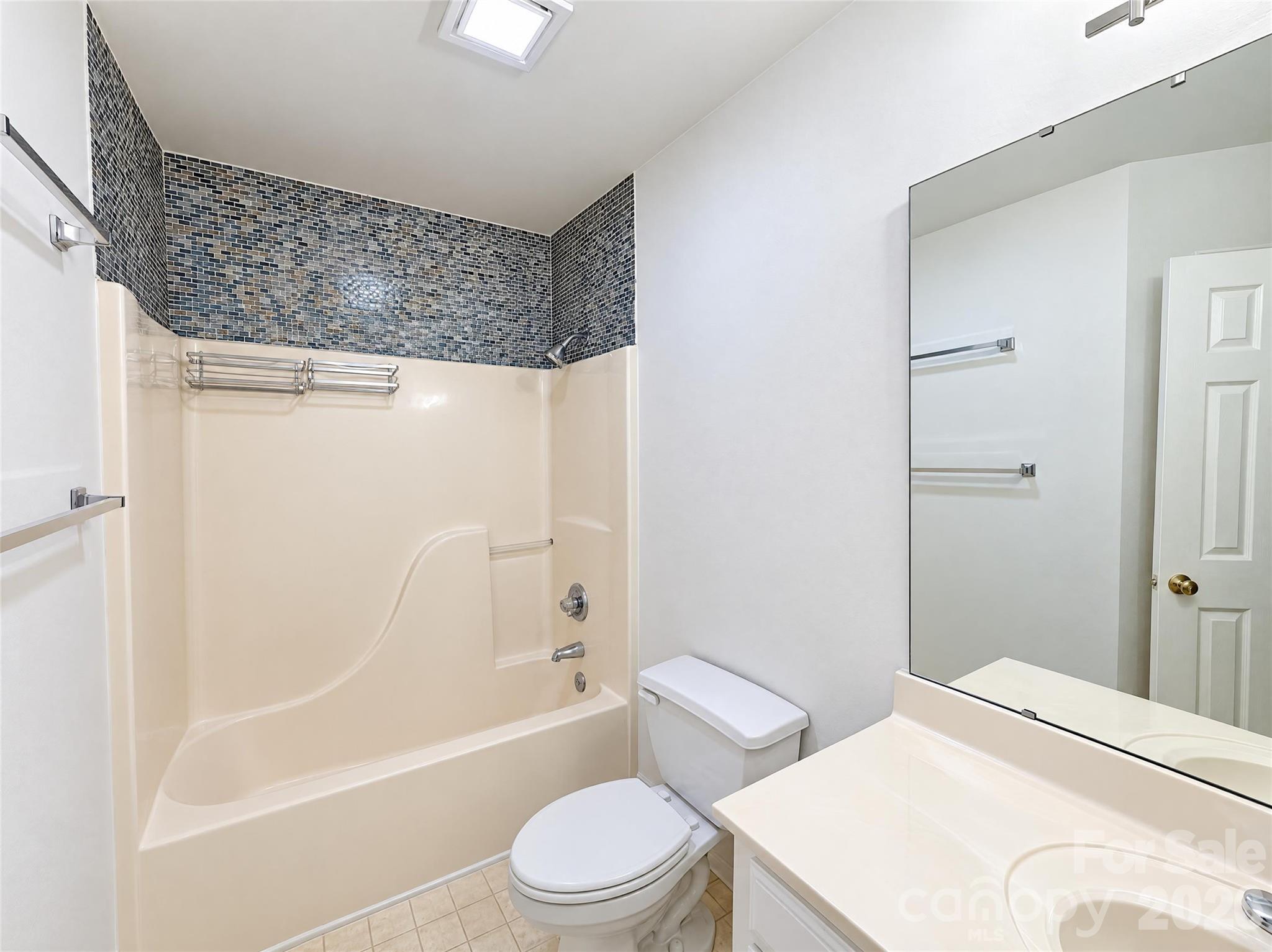 Single Family Residence at 3585 Cedar Springs Drive SW, Concord, photo 13 of 20