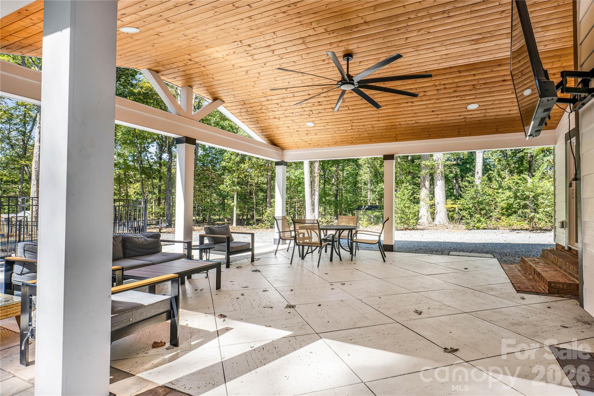 Single Family Residence at 6419 Saddlewood Drive, Waxhaw, photo 26 of 34