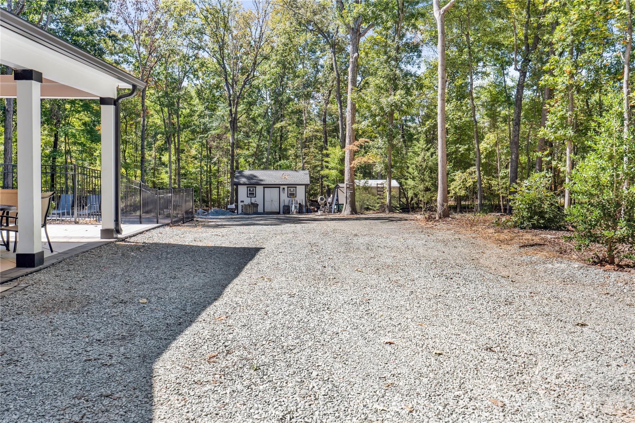 Single Family Residence at 6419 Saddlewood Drive, Waxhaw, photo 27 of 34