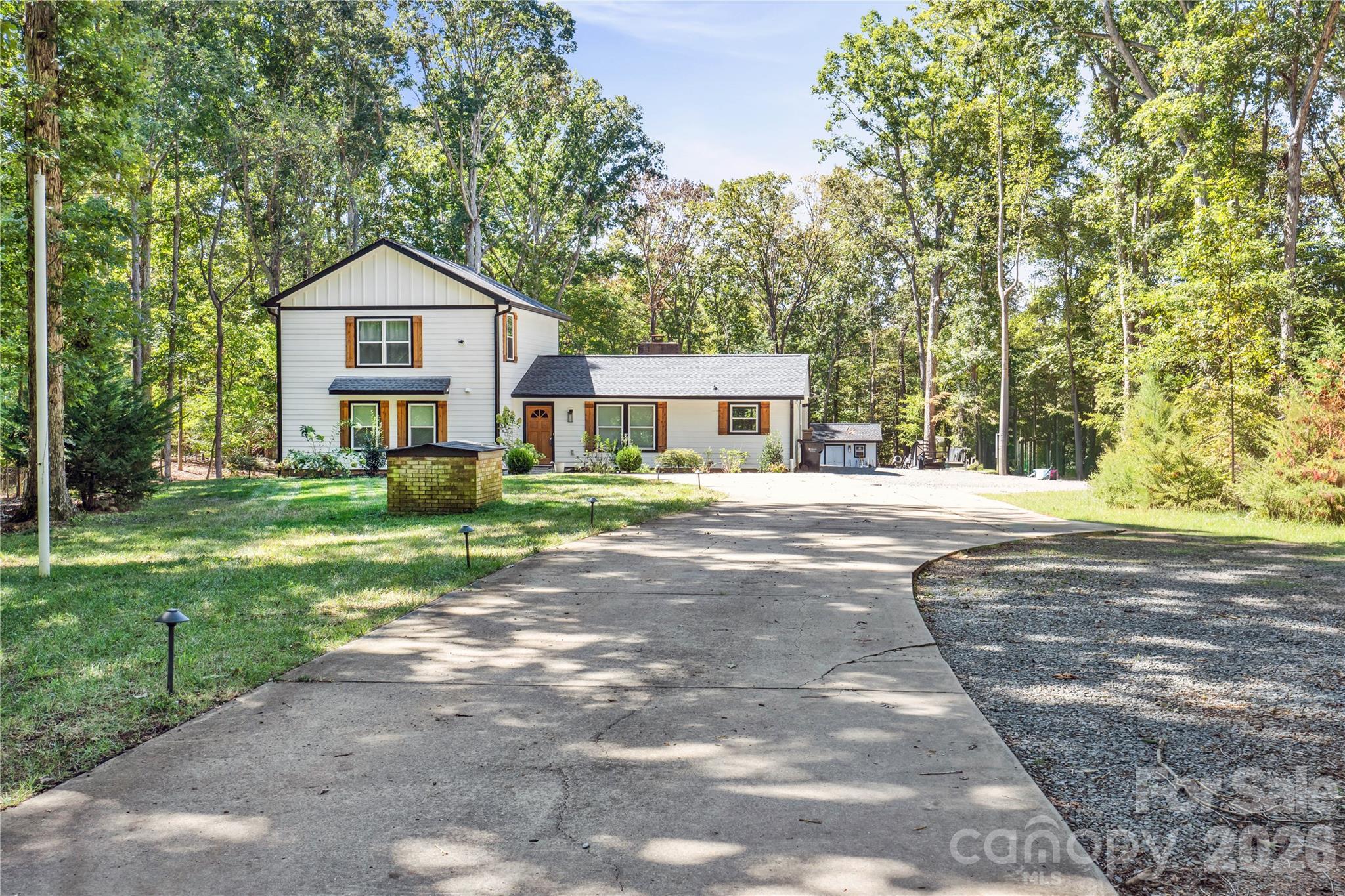 Single Family Residence at 6419 Saddlewood Drive, Waxhaw, photo 34 of 34