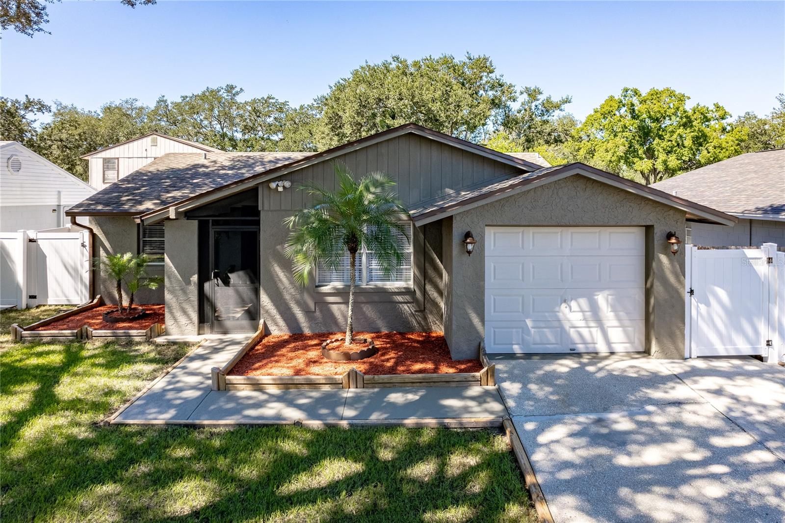 3105 SANDSPUR DR