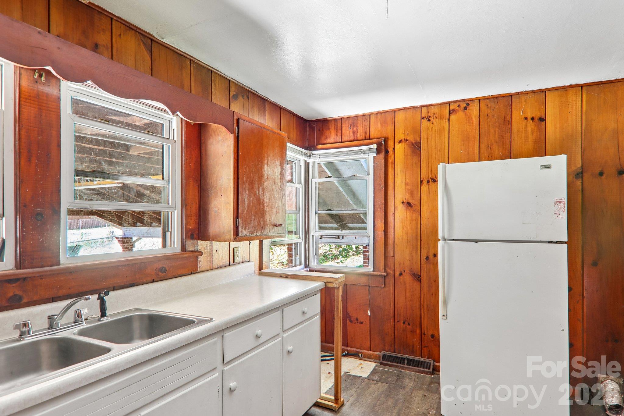 Portfolio at 81 & 88 Nesbitt Street, Waynesville, photo 12 of 47