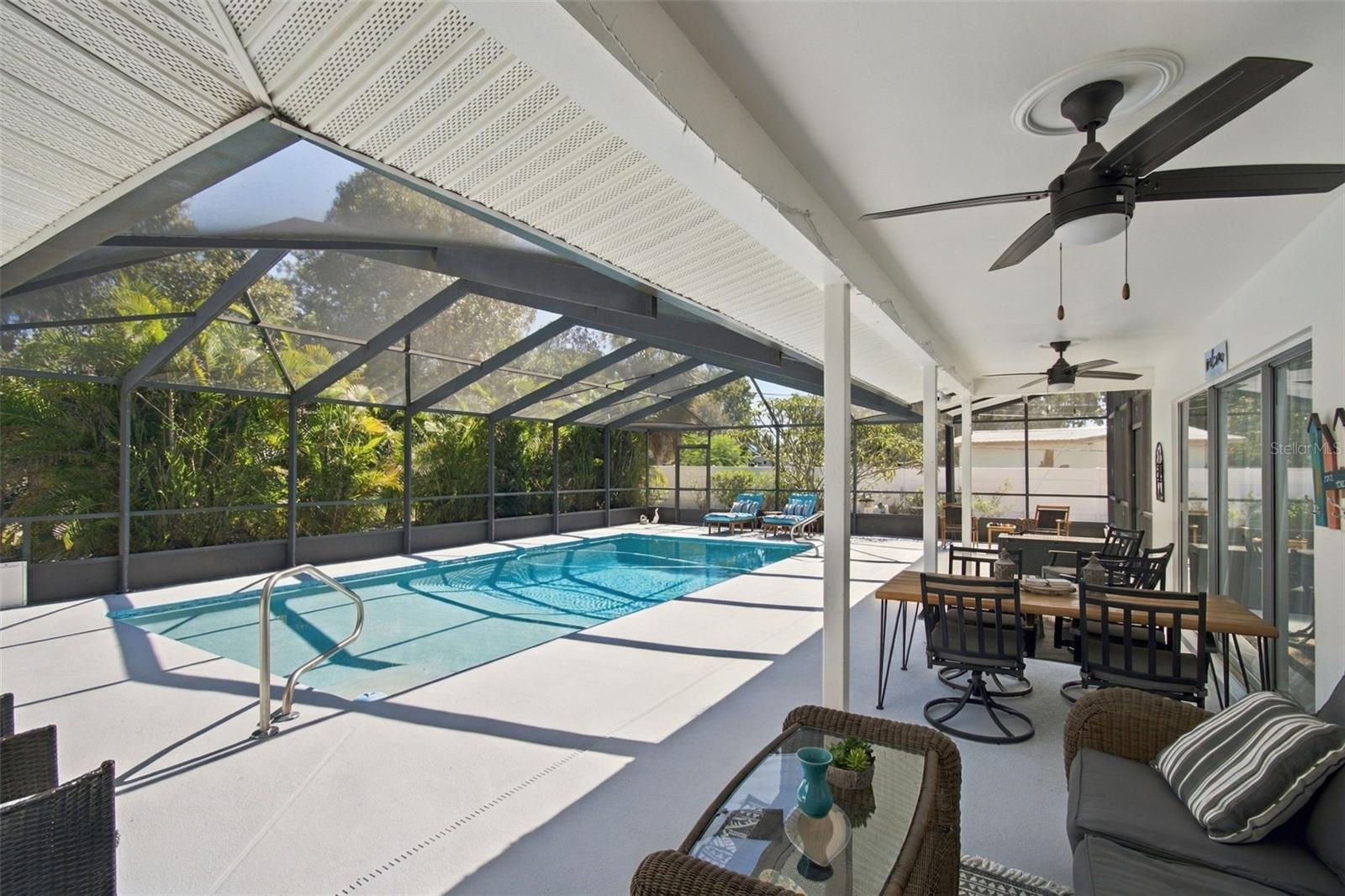 Single Family Residence at 1889 BUGLE LN, CLEARWATER, photo 27 of 57