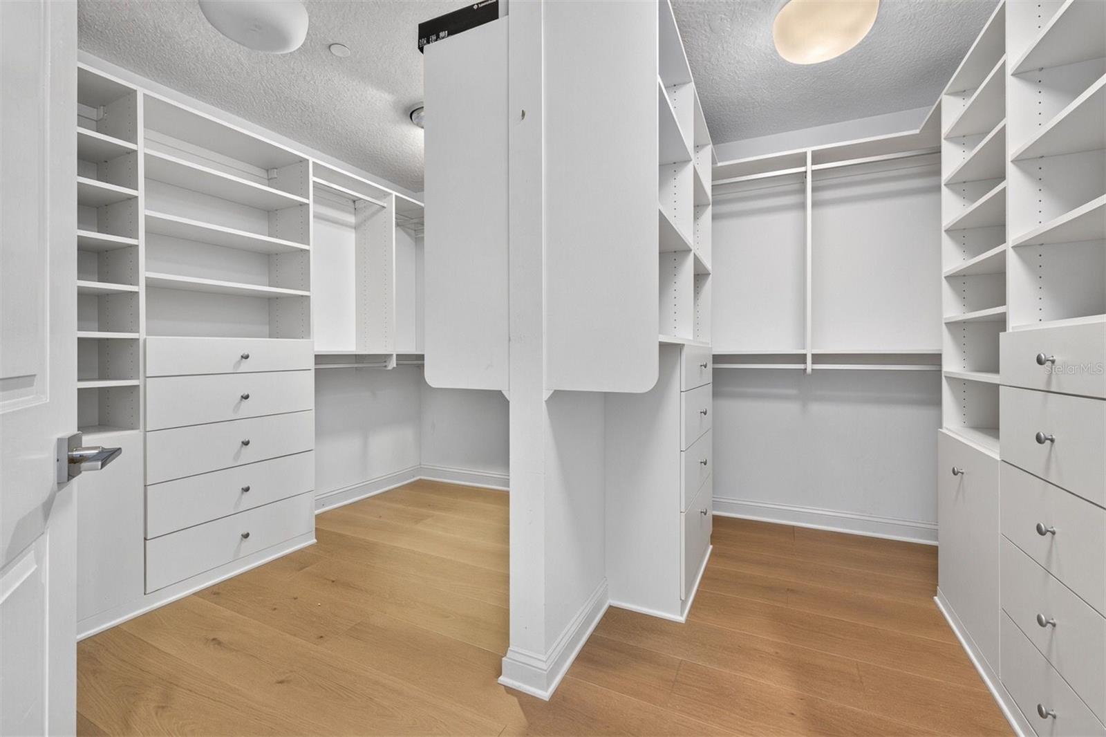 Custom Walk in Closet - 555 5TH AVE NE #332, ST PETERSBURG