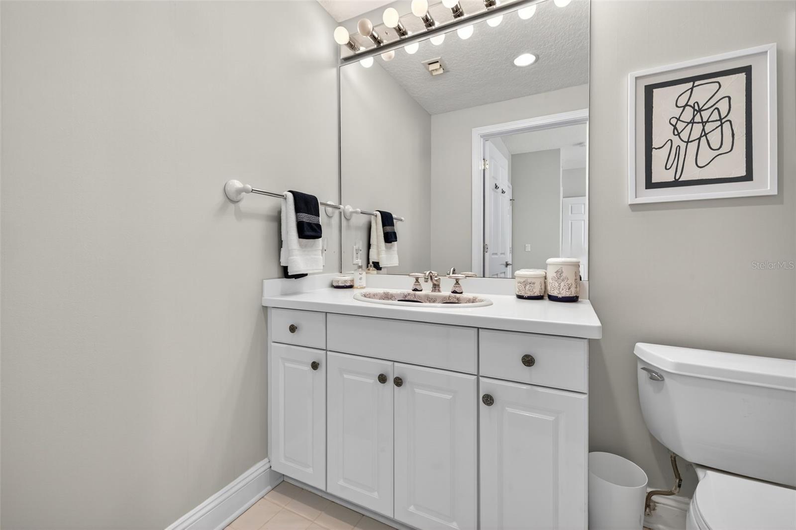 Bath 2 - 555 5TH AVE NE #332, ST PETERSBURG