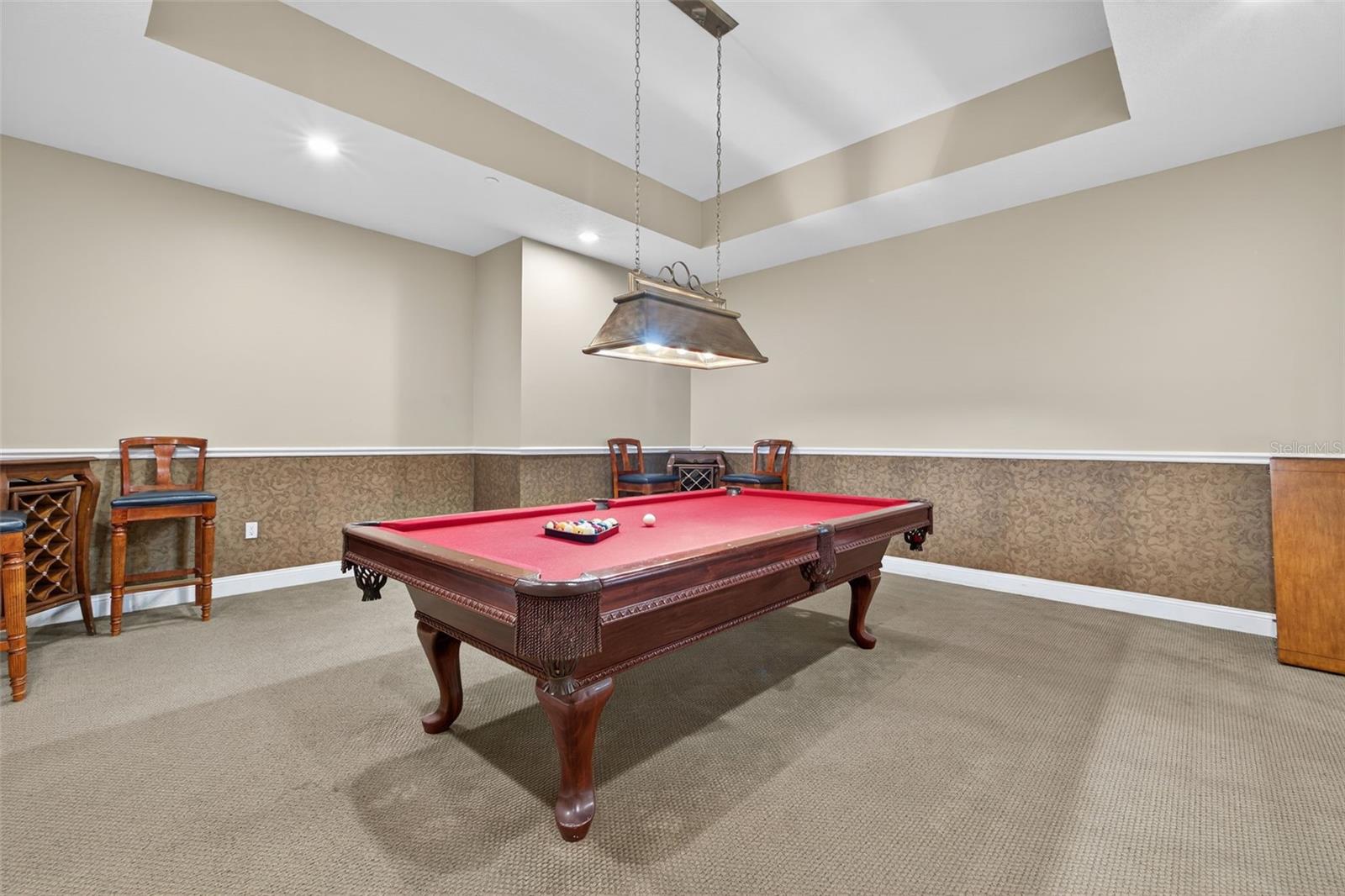 Billard Room - 555 5TH AVE NE #332, ST PETERSBURG