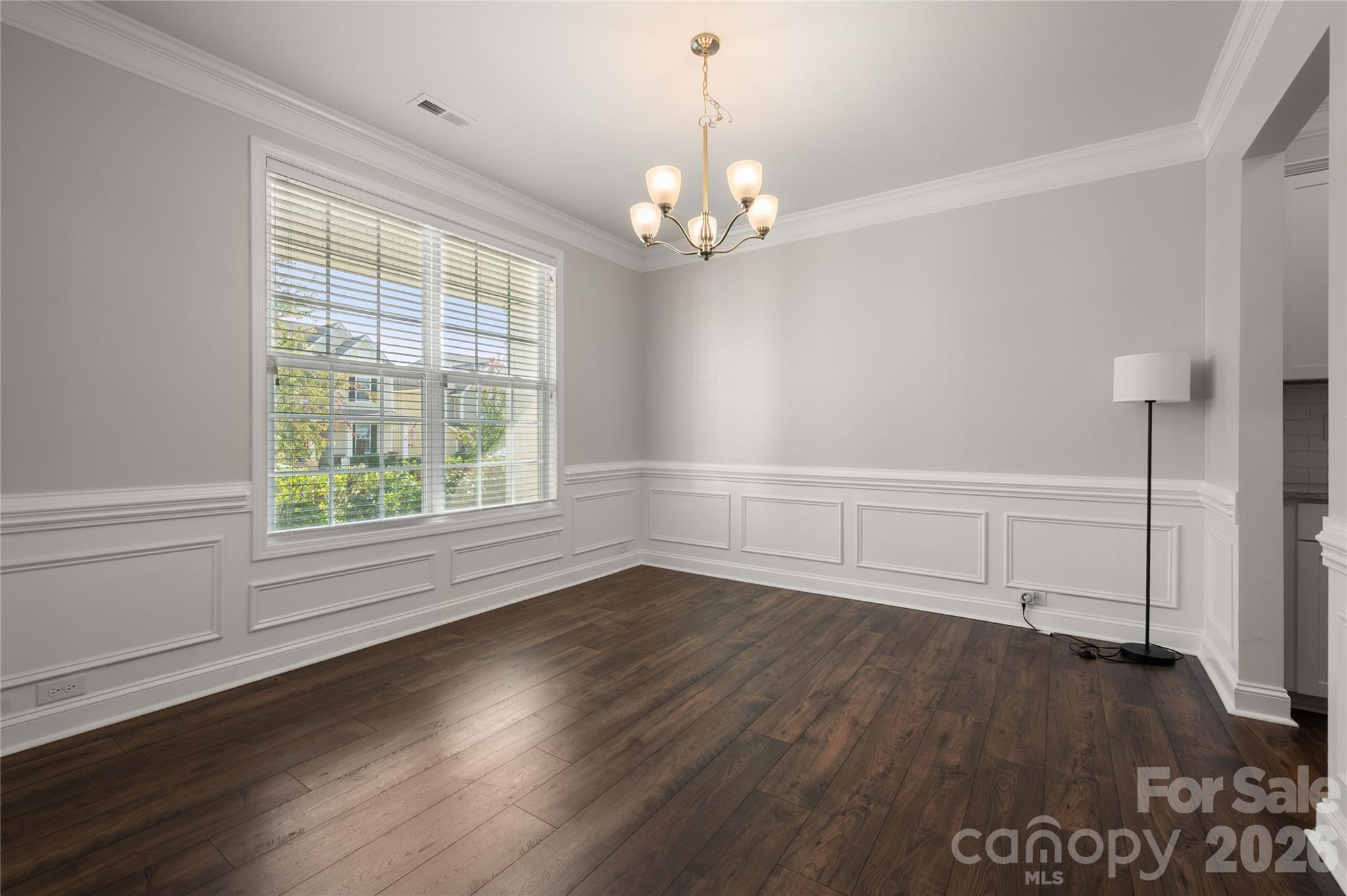 Single Family Residence at 8008 Oakmere Road, Waxhaw, photo 10 of 48
